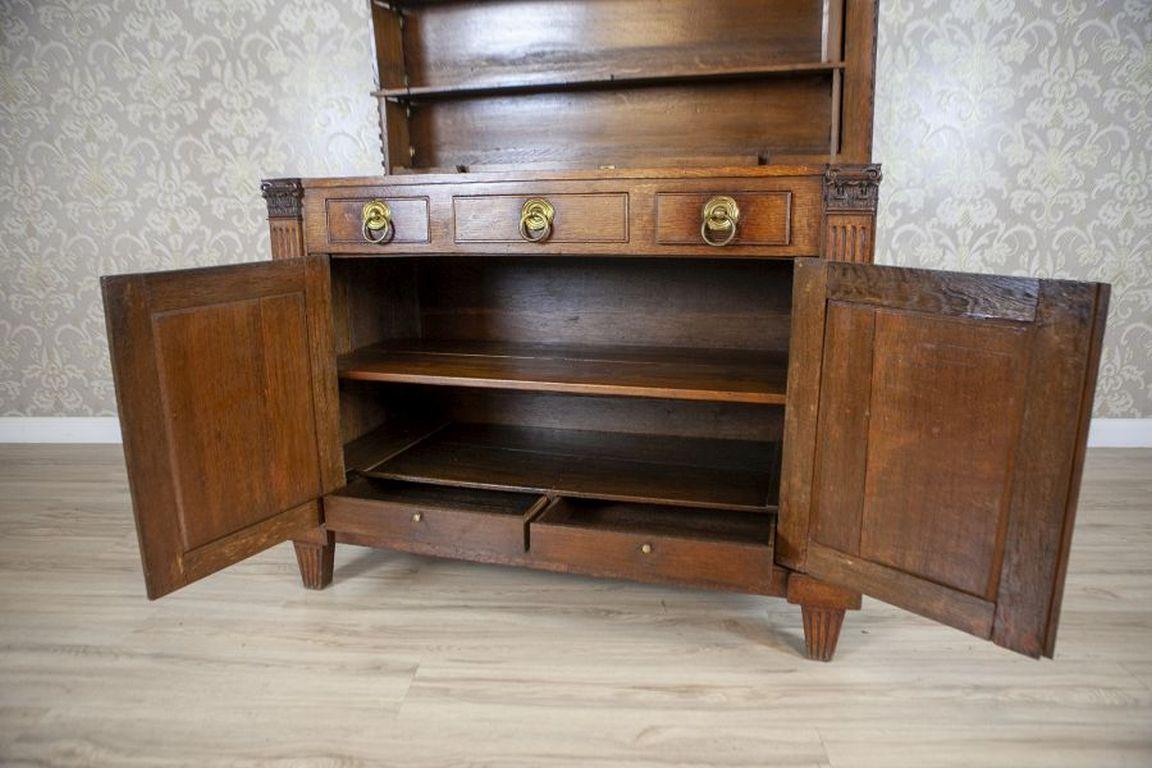 Oak Vanity Commode From the 19th Century in Brown For Sale 4