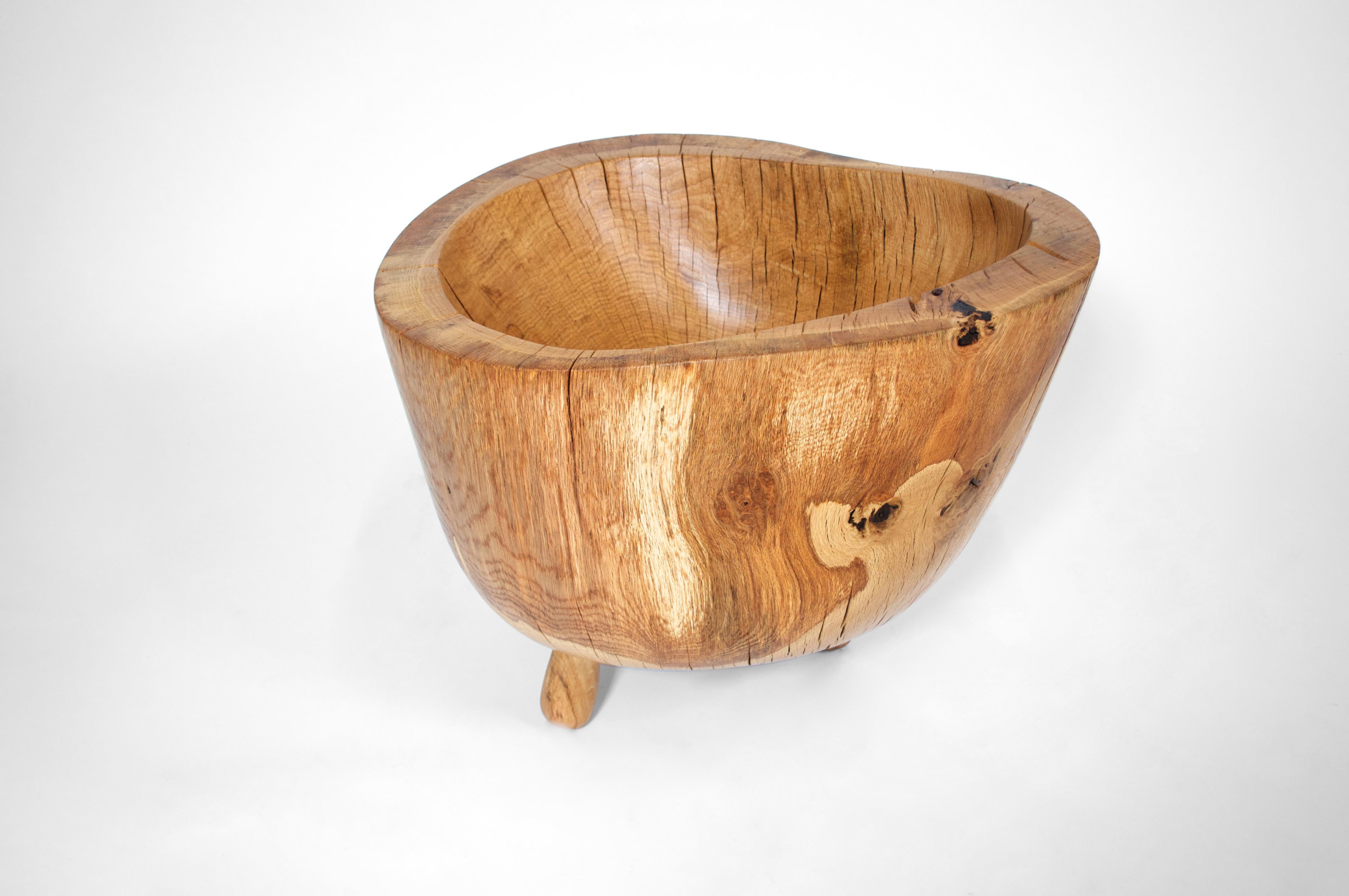 Polished Oak Vessel 1335 by Jörg Pietschmann