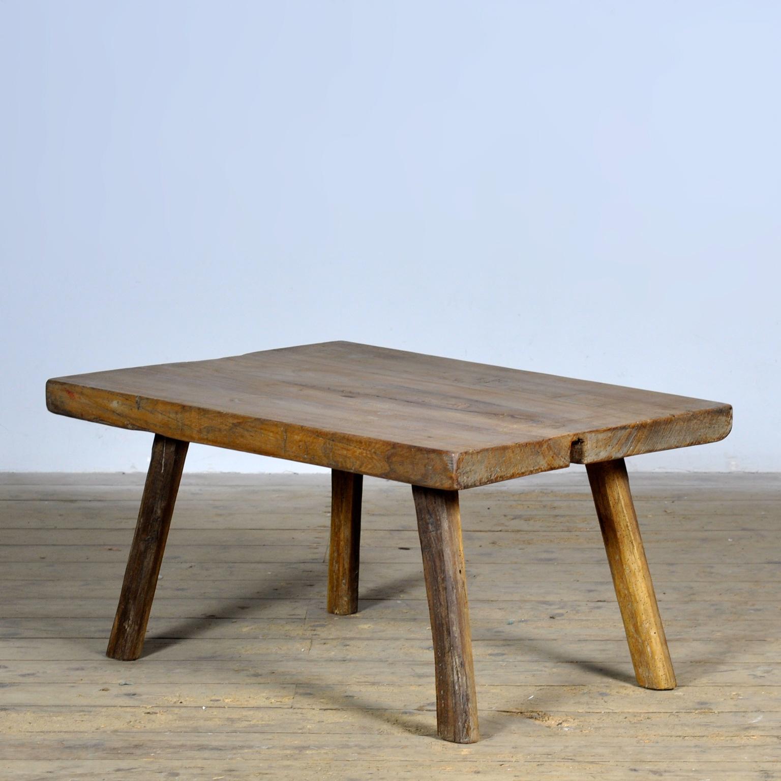 Industriel Table Wabi Sabi en Oak, années 1930 en vente