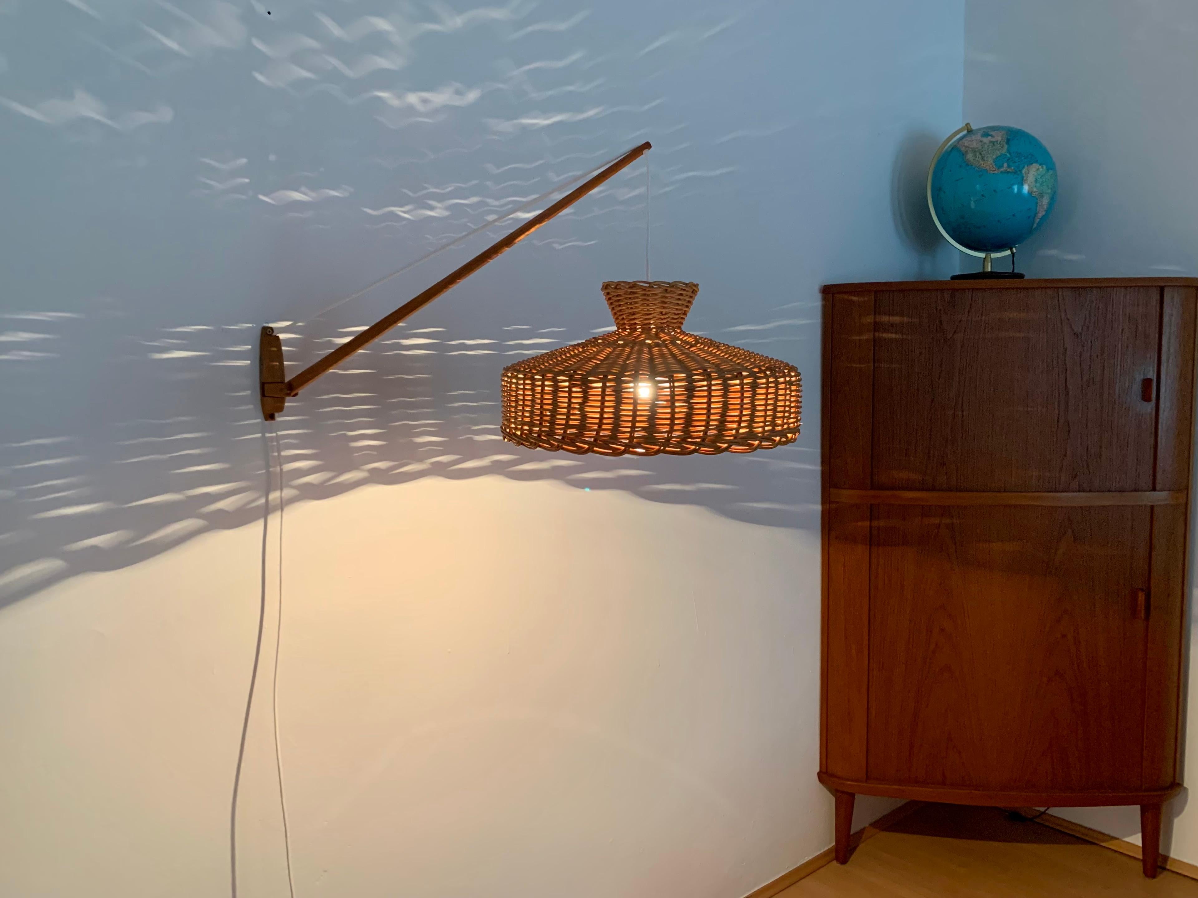 Oak Wall Lamp by Uno and Östen Kristiansson for Luxus 2