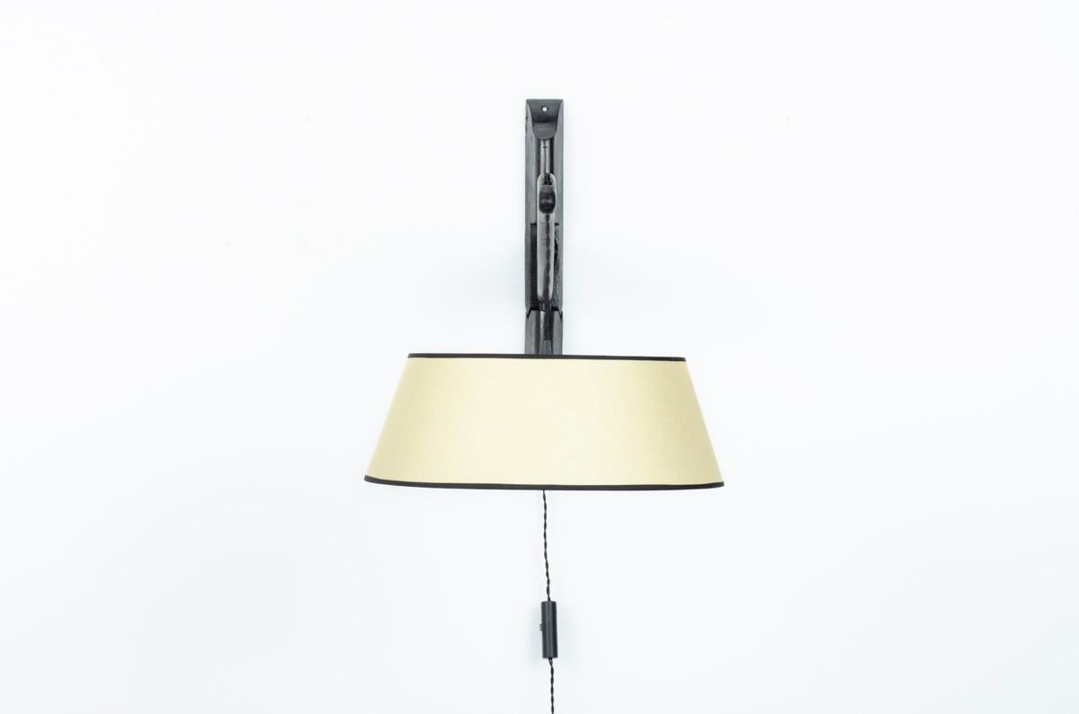 Oak wall lamp with beige lampshade 1950  In Good Condition For Sale In JASSANS-RIOTTIER, FR