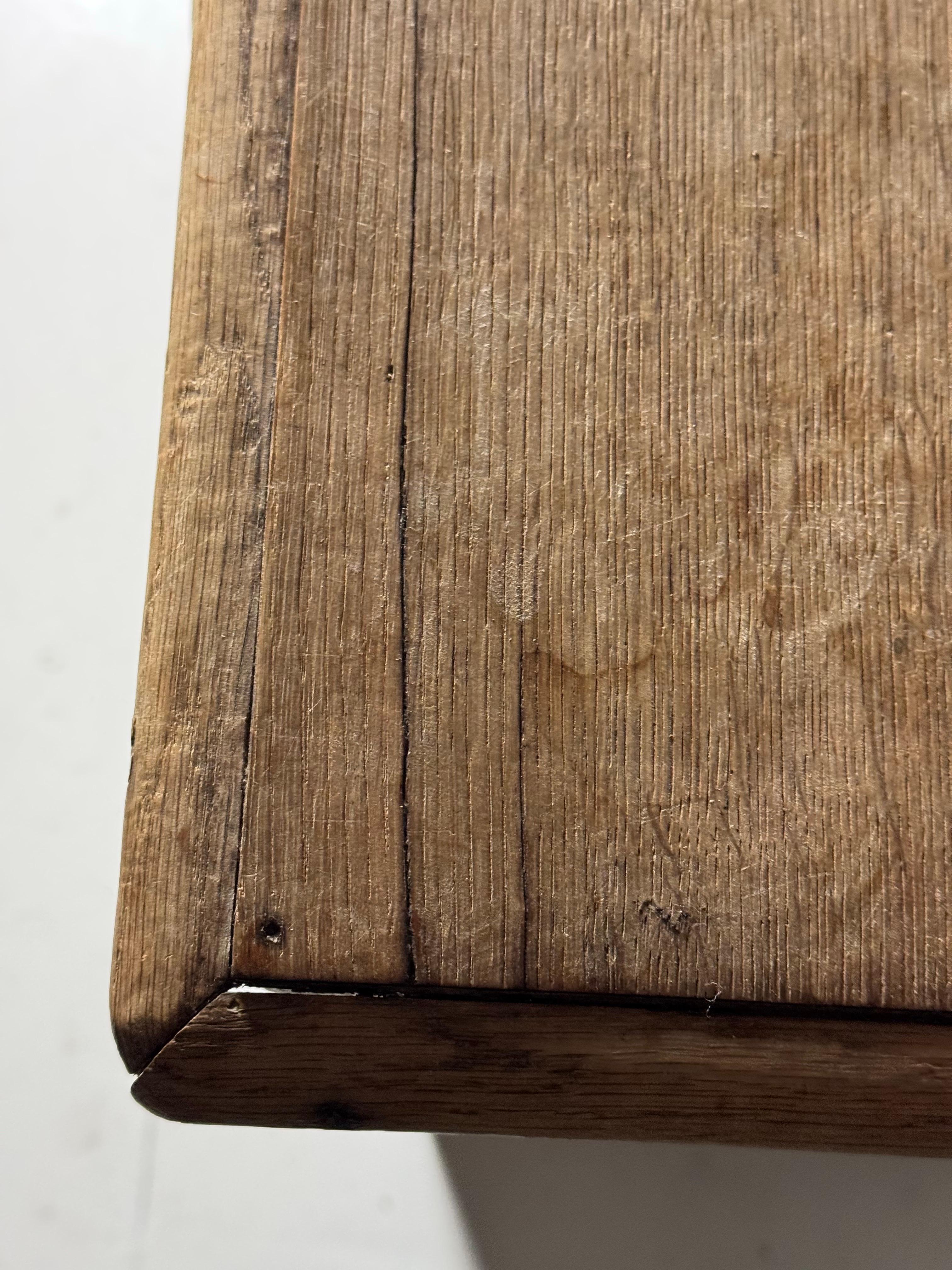 Cassettiera lavata in Oak XIX secolo in vendita 1