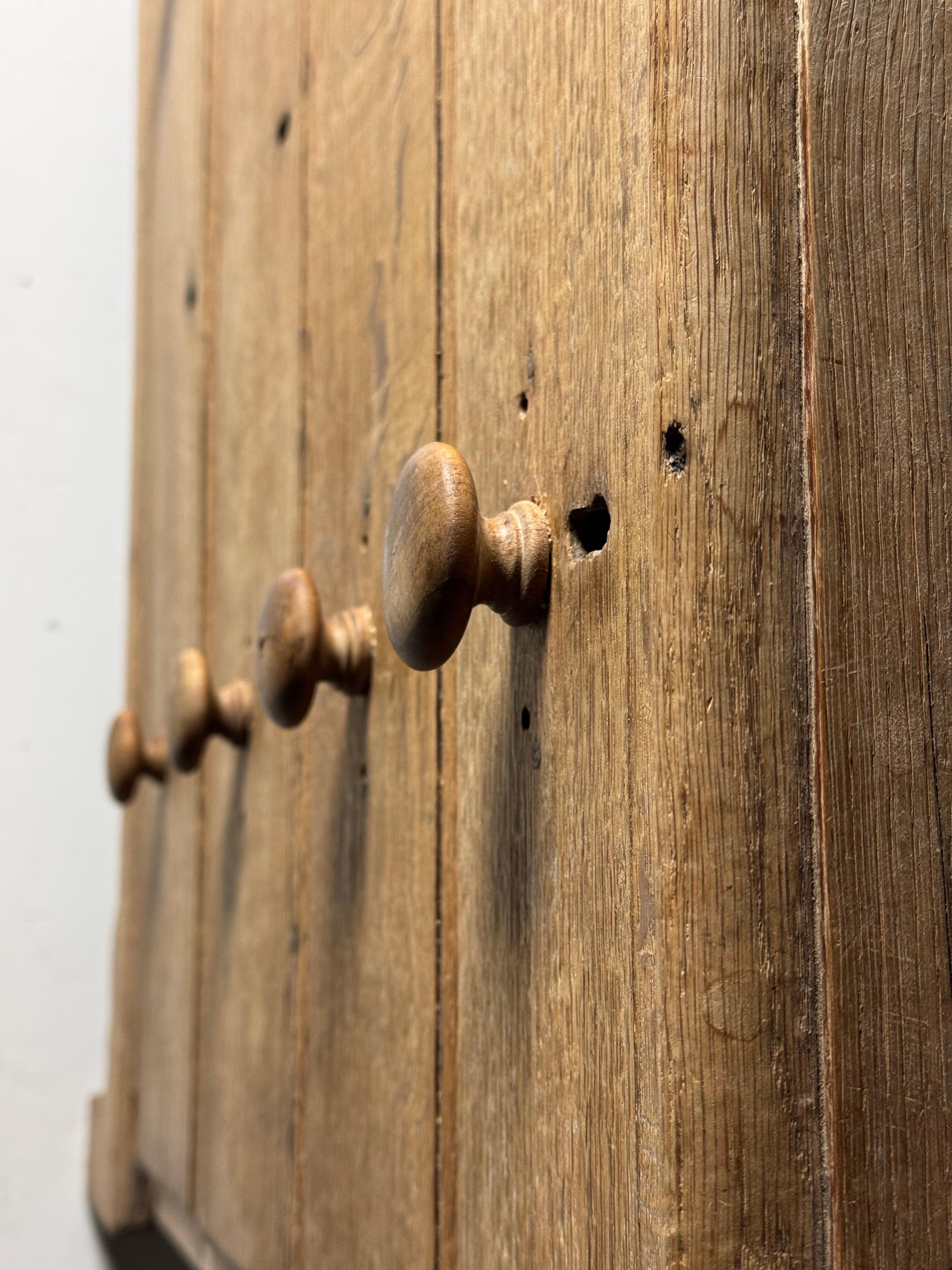 Cassettiera lavata in Oak XIX secolo in vendita 4