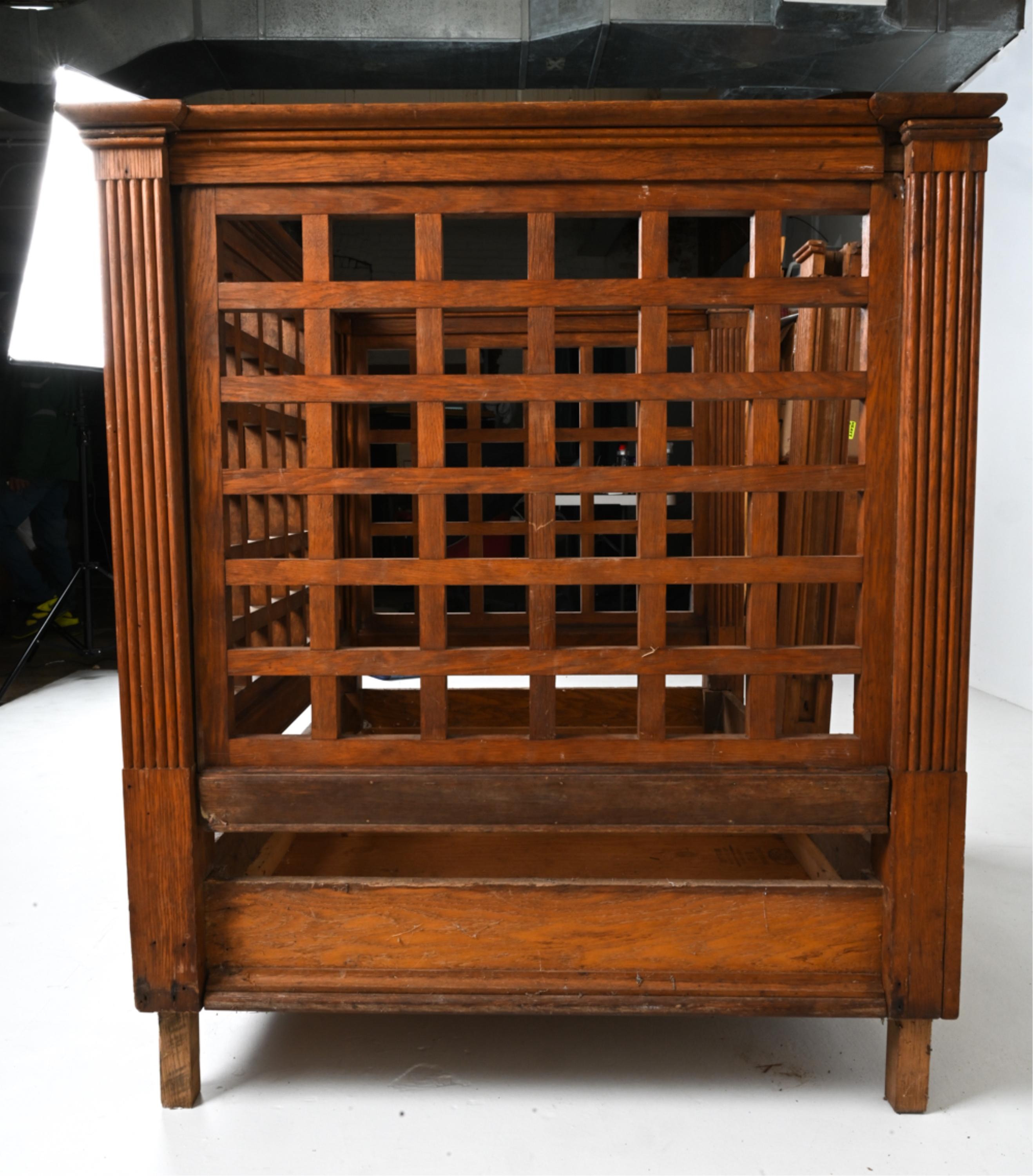 Oak Witness Box from a New England Courthouse, c. 1900 For Sale 2