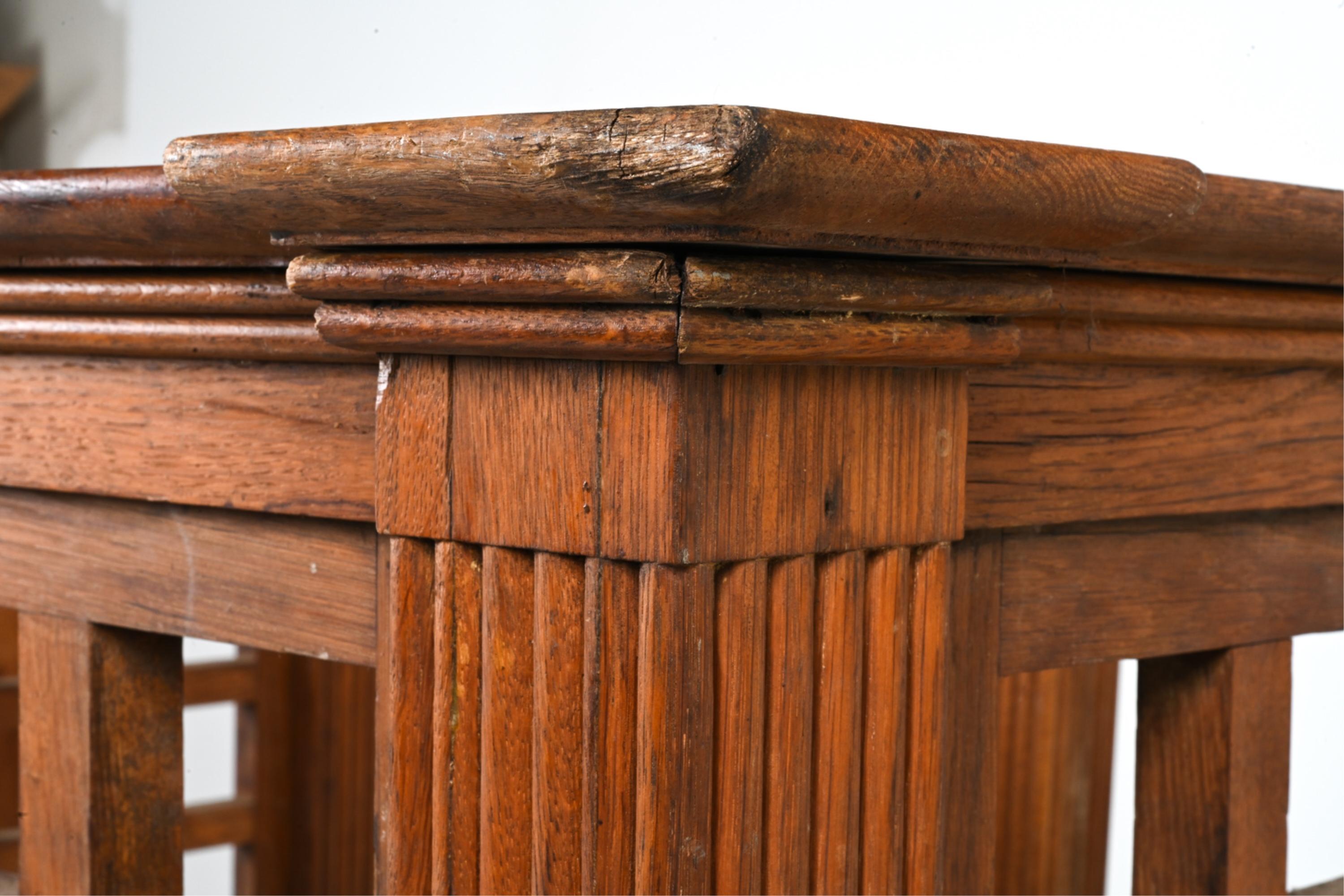 Oak Witness Box from a New England Courthouse, c. 1900 For Sale 4