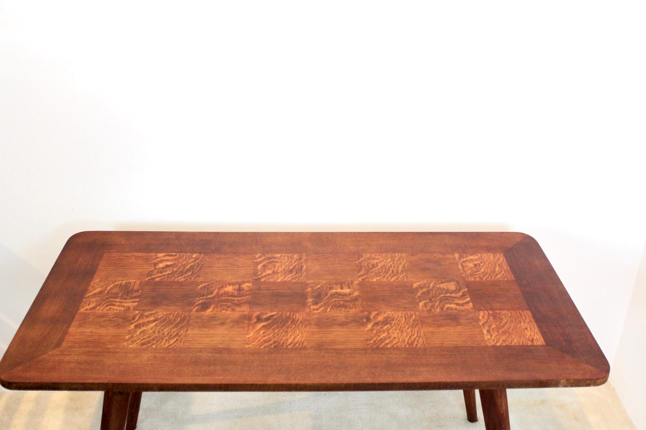 Oak Wood Coffee Table with Veneer Inlay, 1950s For Sale 1