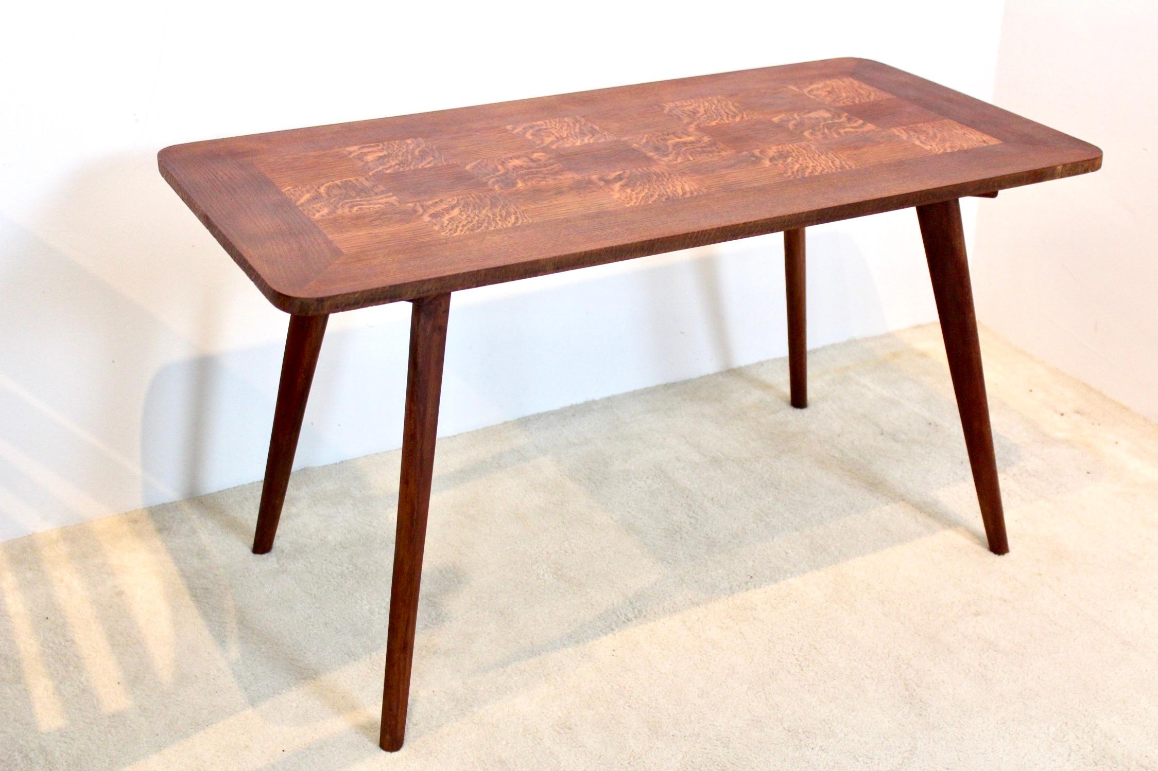 Oak Wood Coffee Table with Veneer Inlay, 1950s For Sale 2