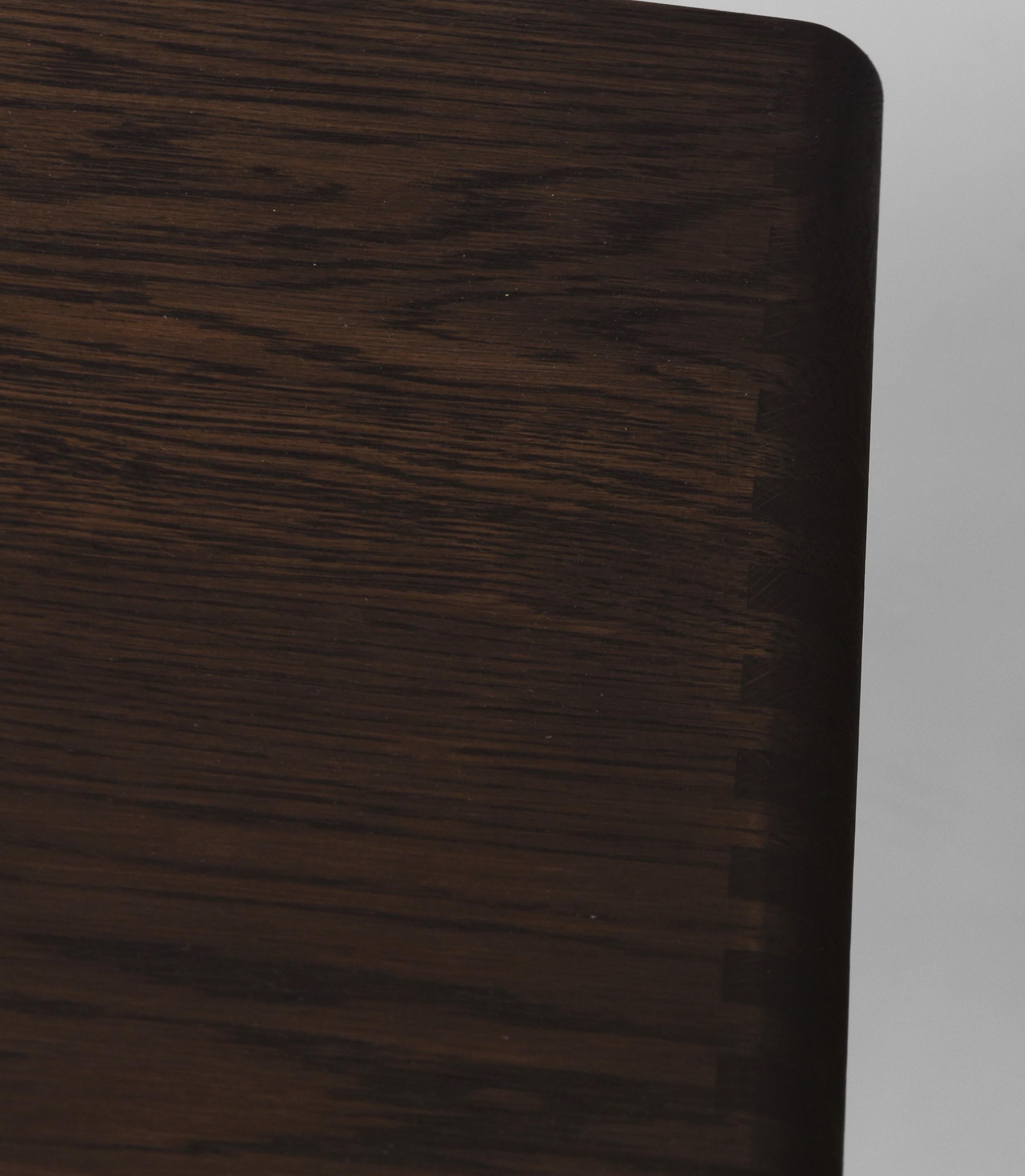 Mesa auxiliar de madera de roble Países Bajos By Sordile Roble en venta
