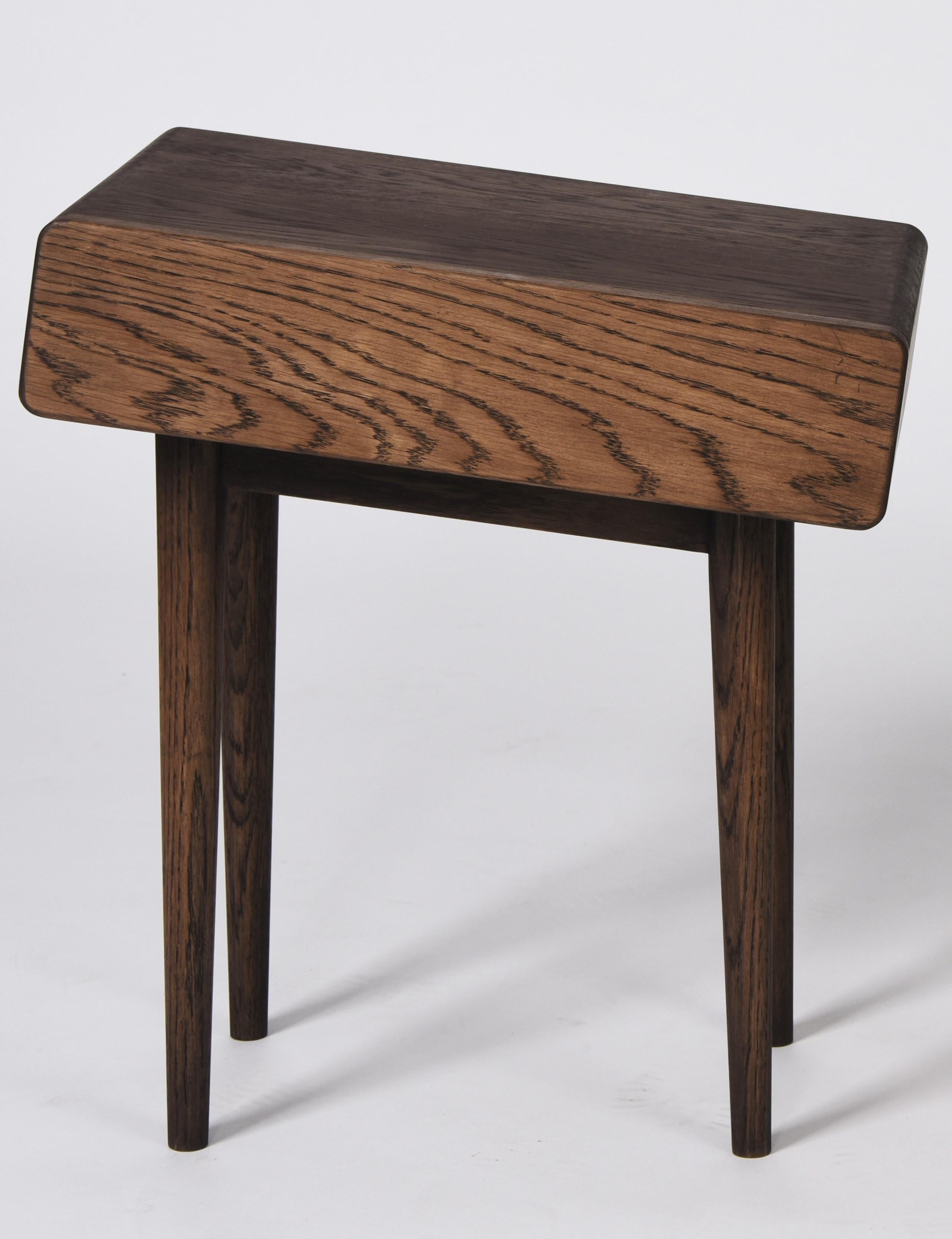 Mesa auxiliar de madera de roble Países Bajos By Sordile en venta 2