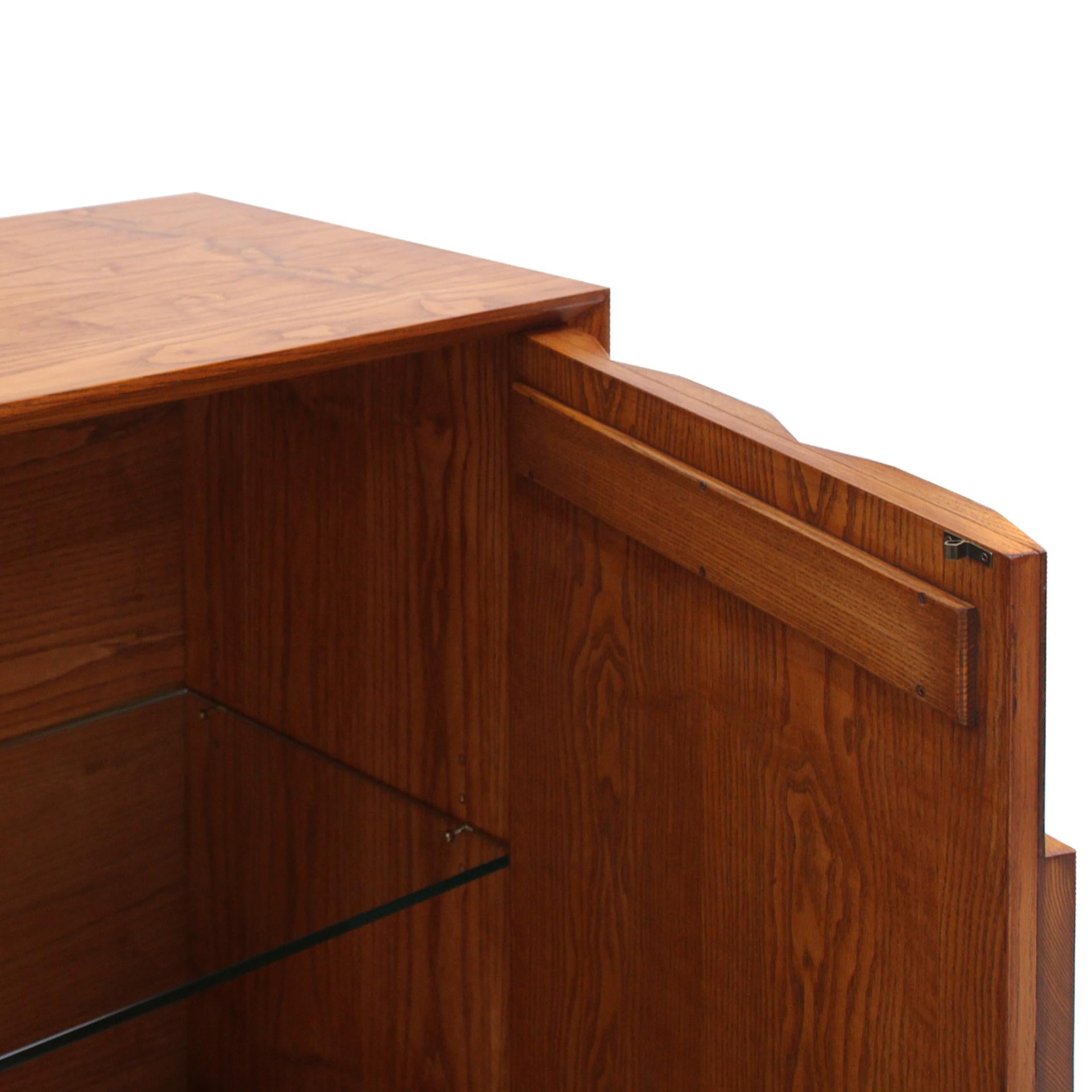 Oak wood sideboard designed by L.A Studio, Italian Bar (21. Jahrhundert und zeitgenössisch) im Angebot