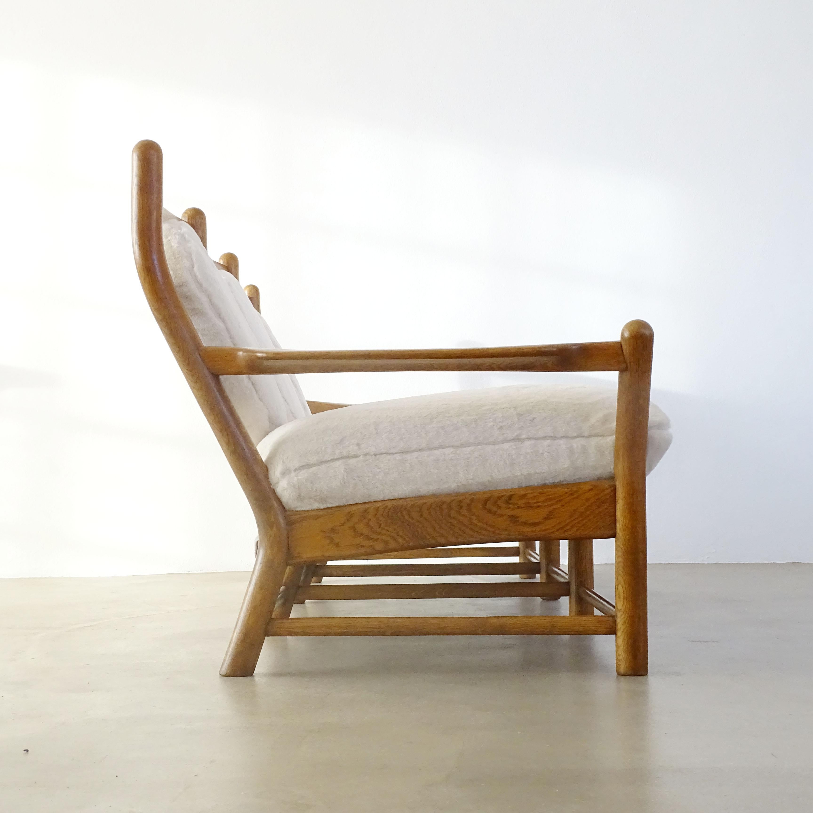OAK Wood Dreisitziges Sofa, Europa 1960er Jahre (Mitte des 20. Jahrhunderts) im Angebot