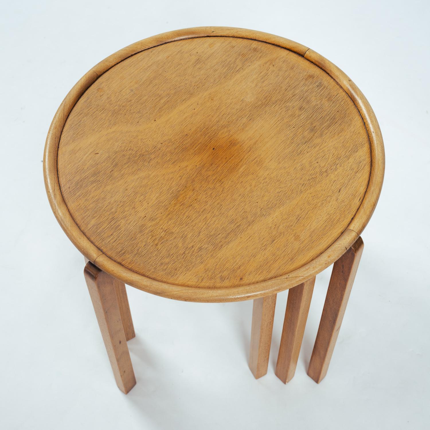 Oak wooden round Art Deco Nesting tables Amsterdam School, 1920, The Netherlands For Sale 9