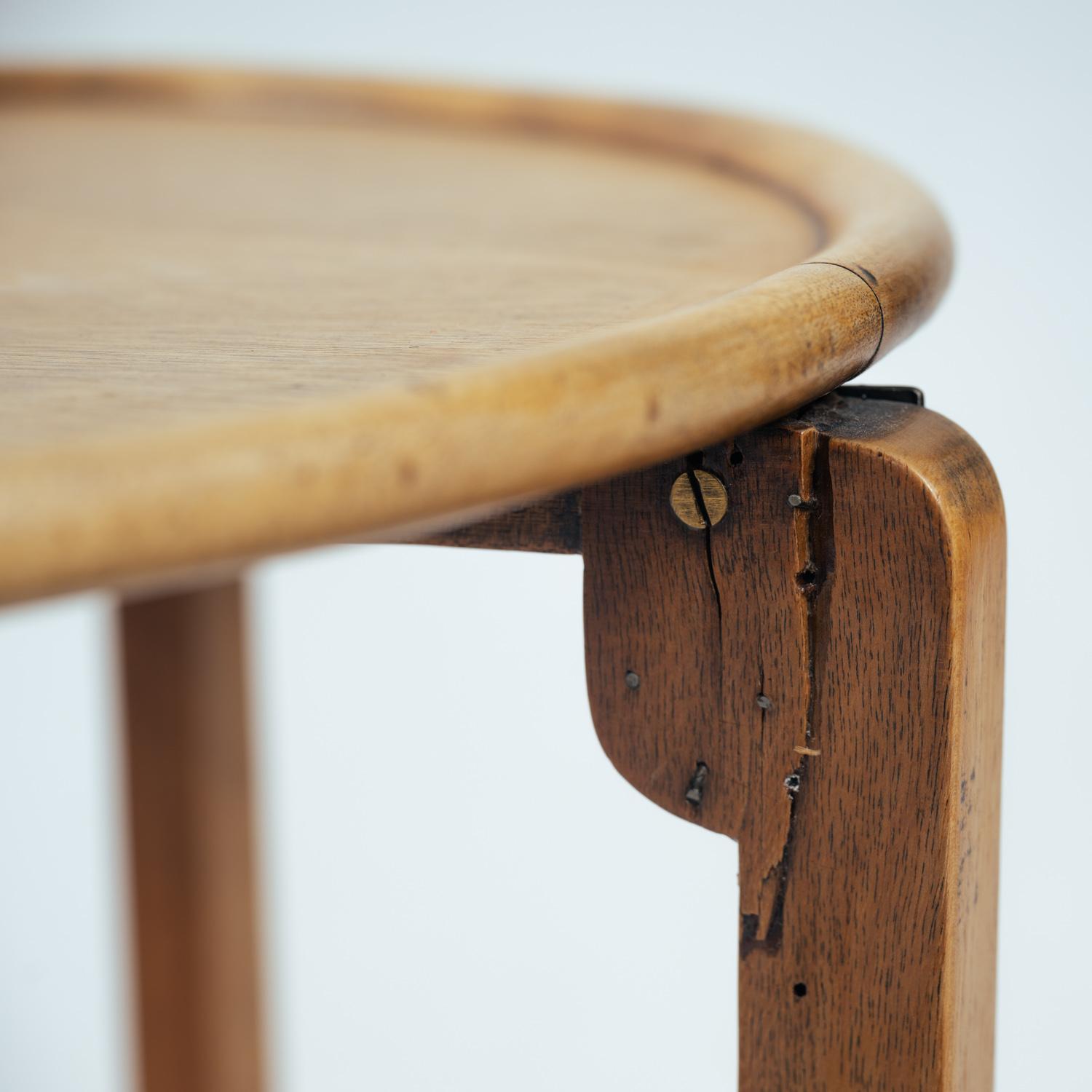 Oak wooden round Art Deco Nesting tables Amsterdam School, 1920, The Netherlands For Sale 3