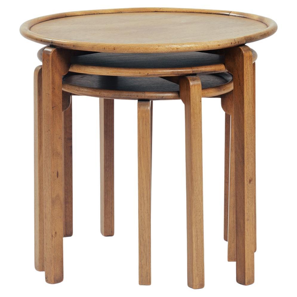 Oak wooden round Art Deco Nesting tables Amsterdam School, 1920, The Netherlands For Sale