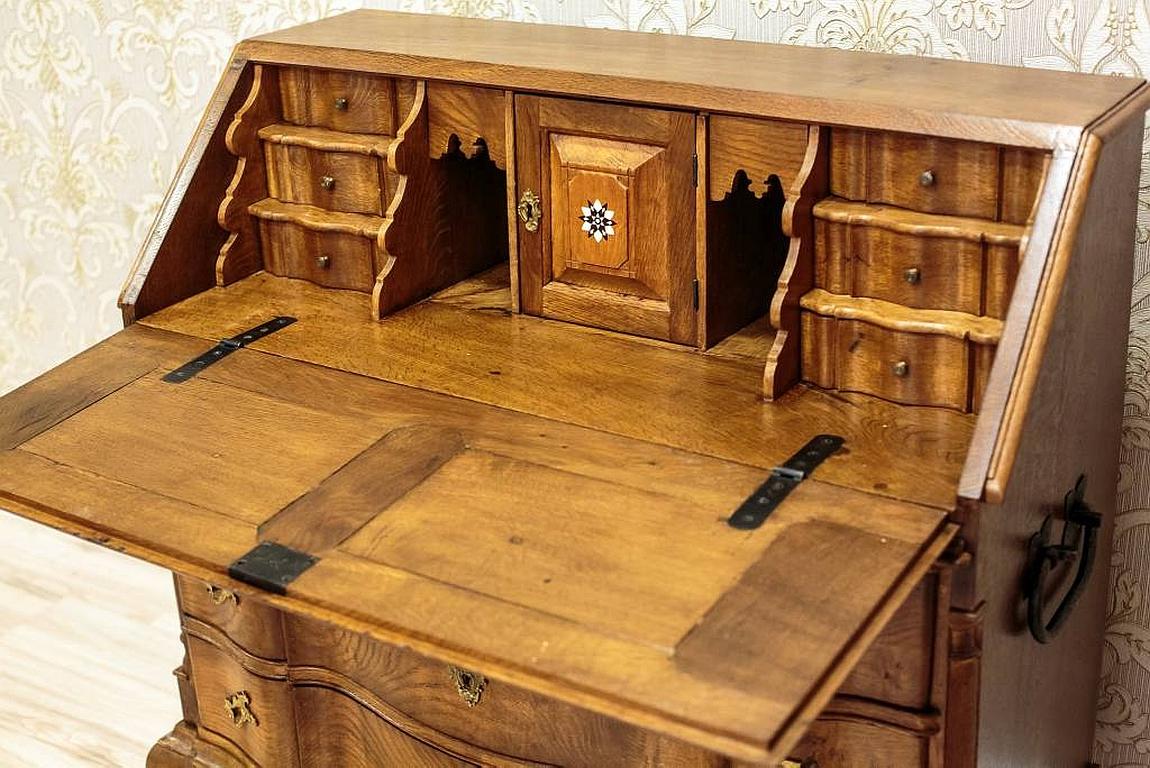 Restored Baroque Revival Oak Writing Desk, circa 1890 In Good Condition For Sale In Opole, PL