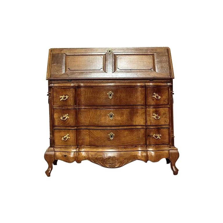 Oak Writing Desk of the Baroque Forms, circa 1890 After Renovation For Sale
