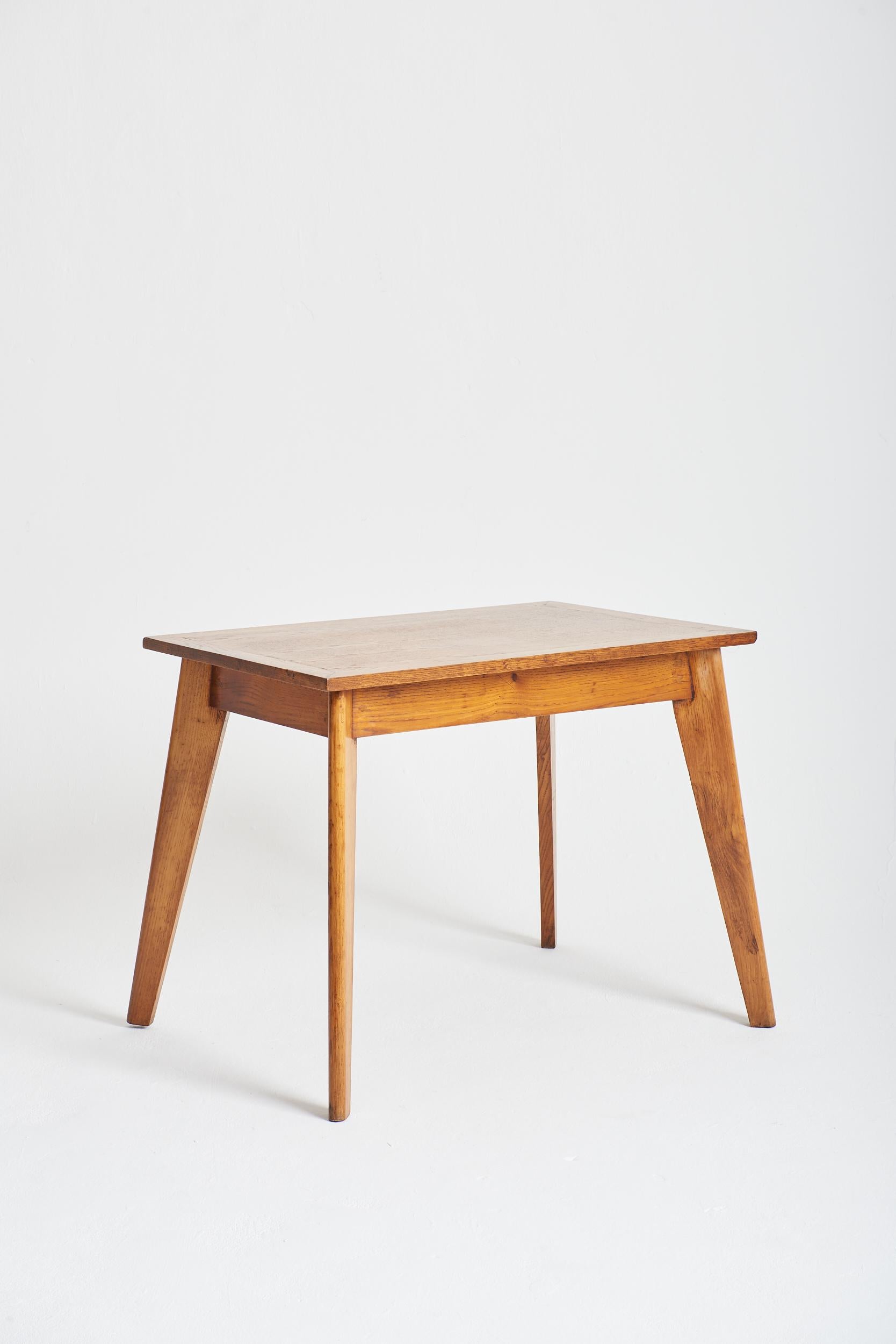 Mid-Century Modern Oak Writting Table in the Manner of Jean Prouvé