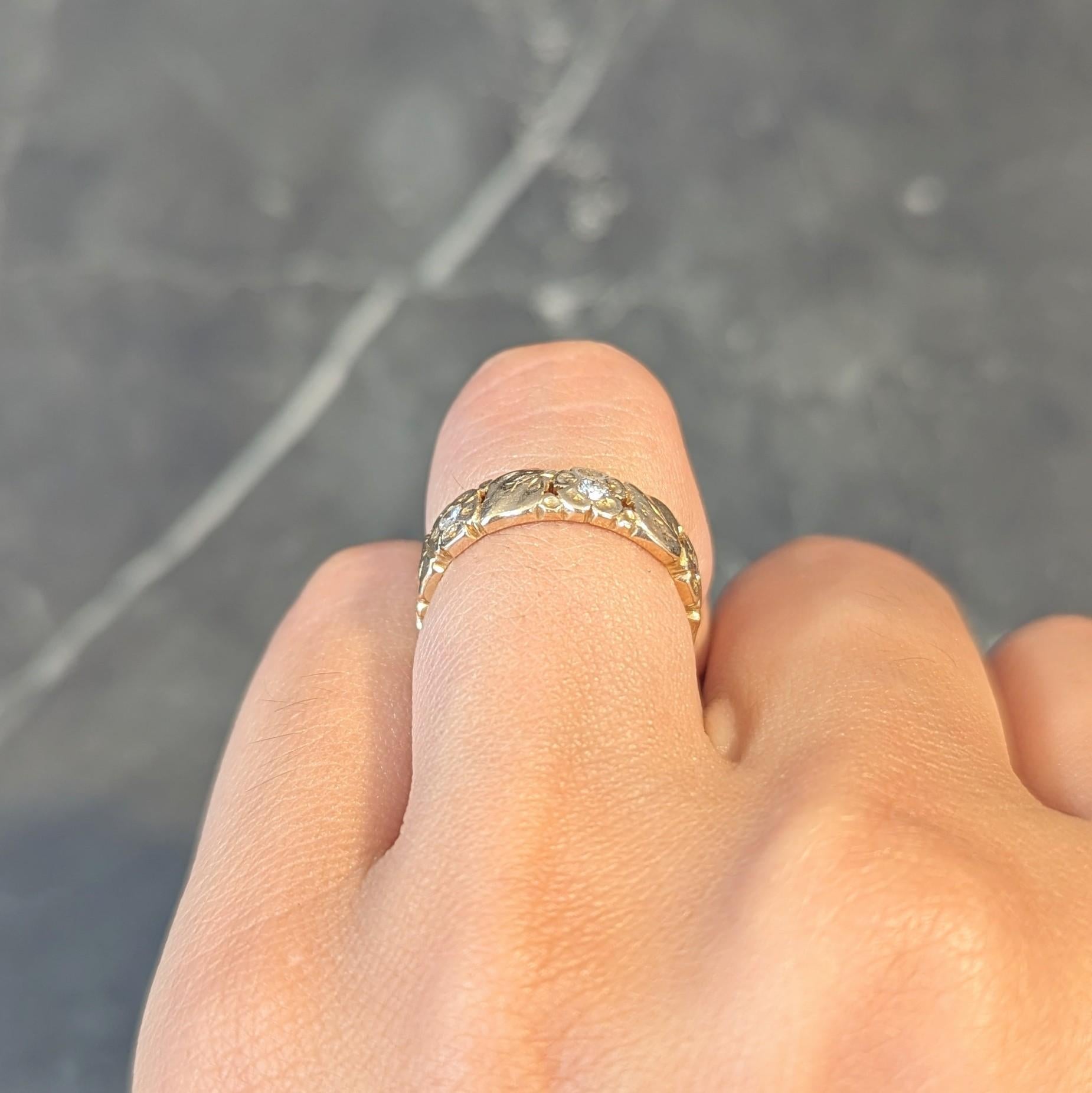 Oakes Arts & Crafts Diamond 14 Karat Yellow Gold Antique Floral Band Ring 4