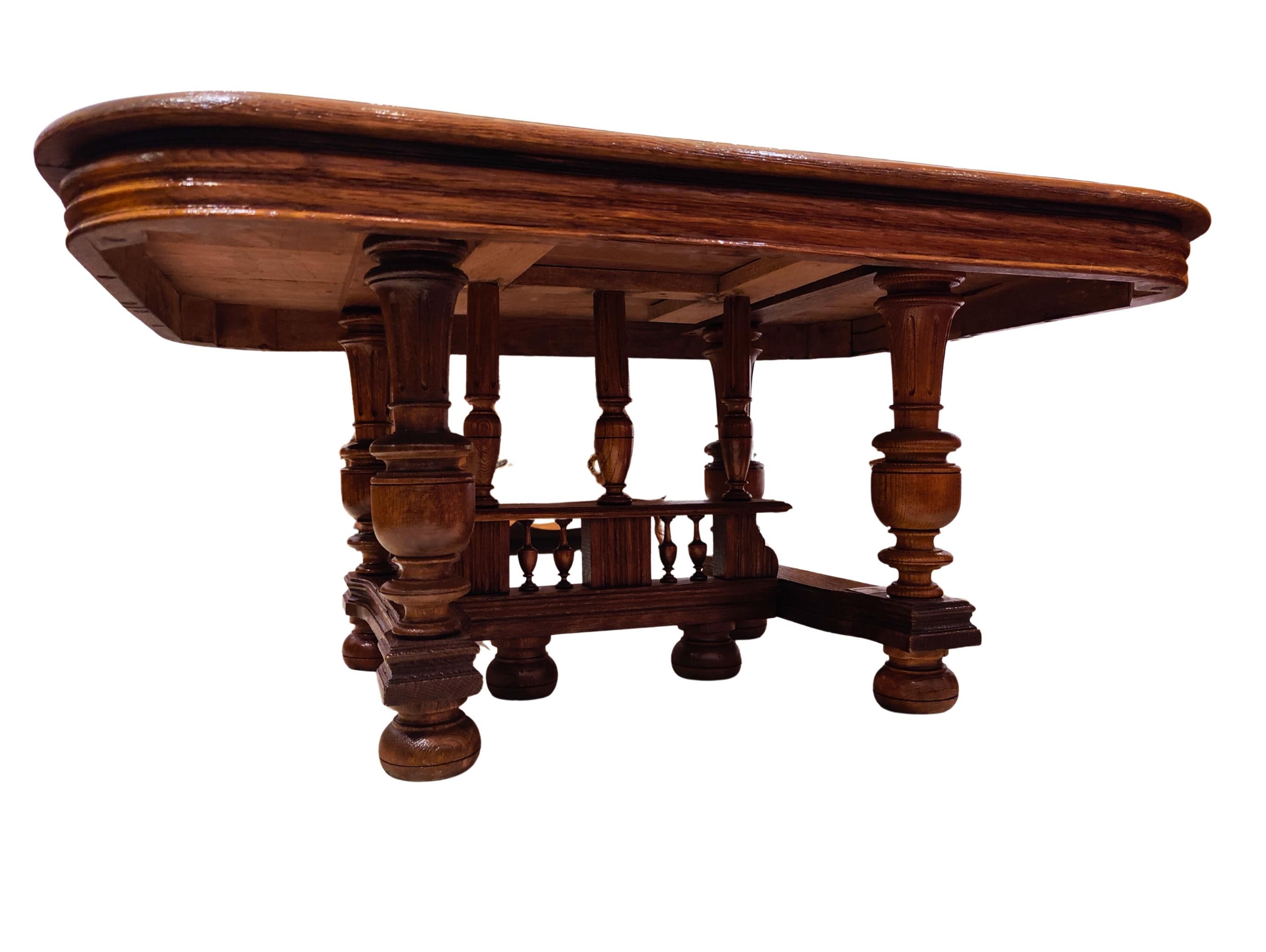 Henry Deux Couch-Tisch aus Eichenholz aus Frankreich, um 1880 im Zustand „Gut“ im Angebot in Darmstadt, DE