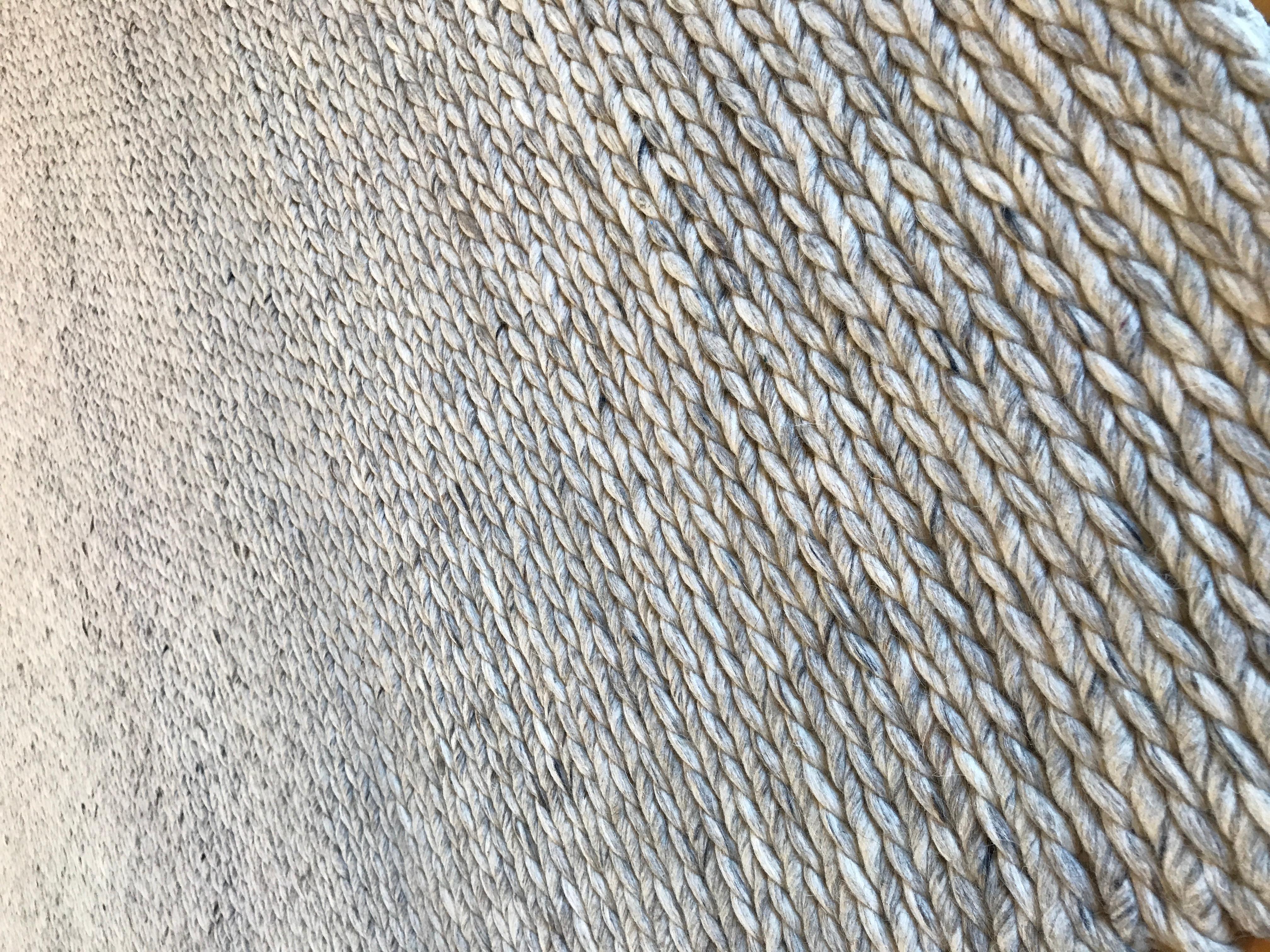 Oatmeal Braided Wool Area Rug In New Condition For Sale In Los Angeles, CA