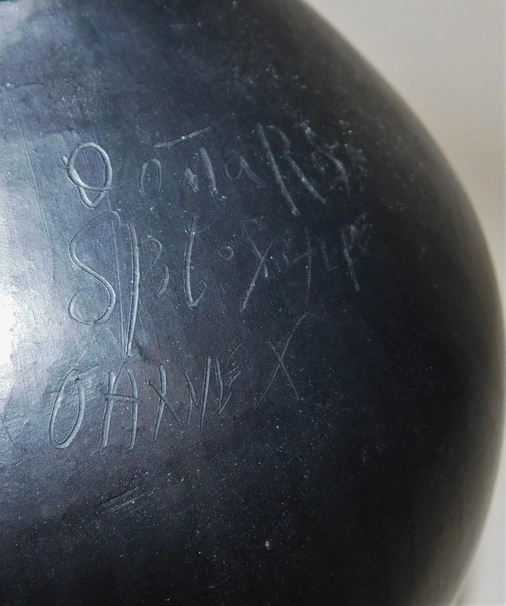 Oaxaca Mexico Large Black Art Pottery Vase Signed Dona Rosa 4