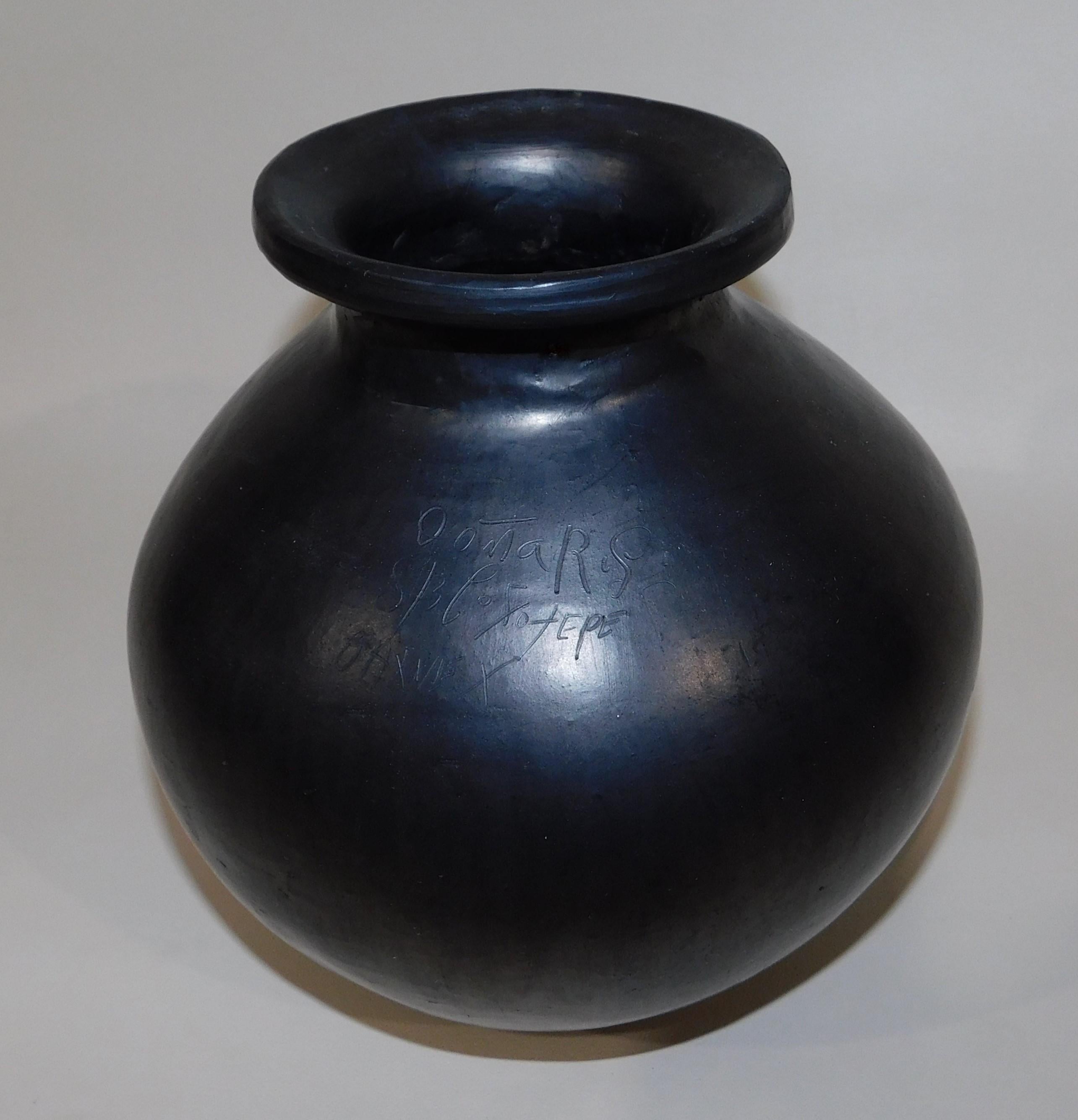 dona rosa pottery value