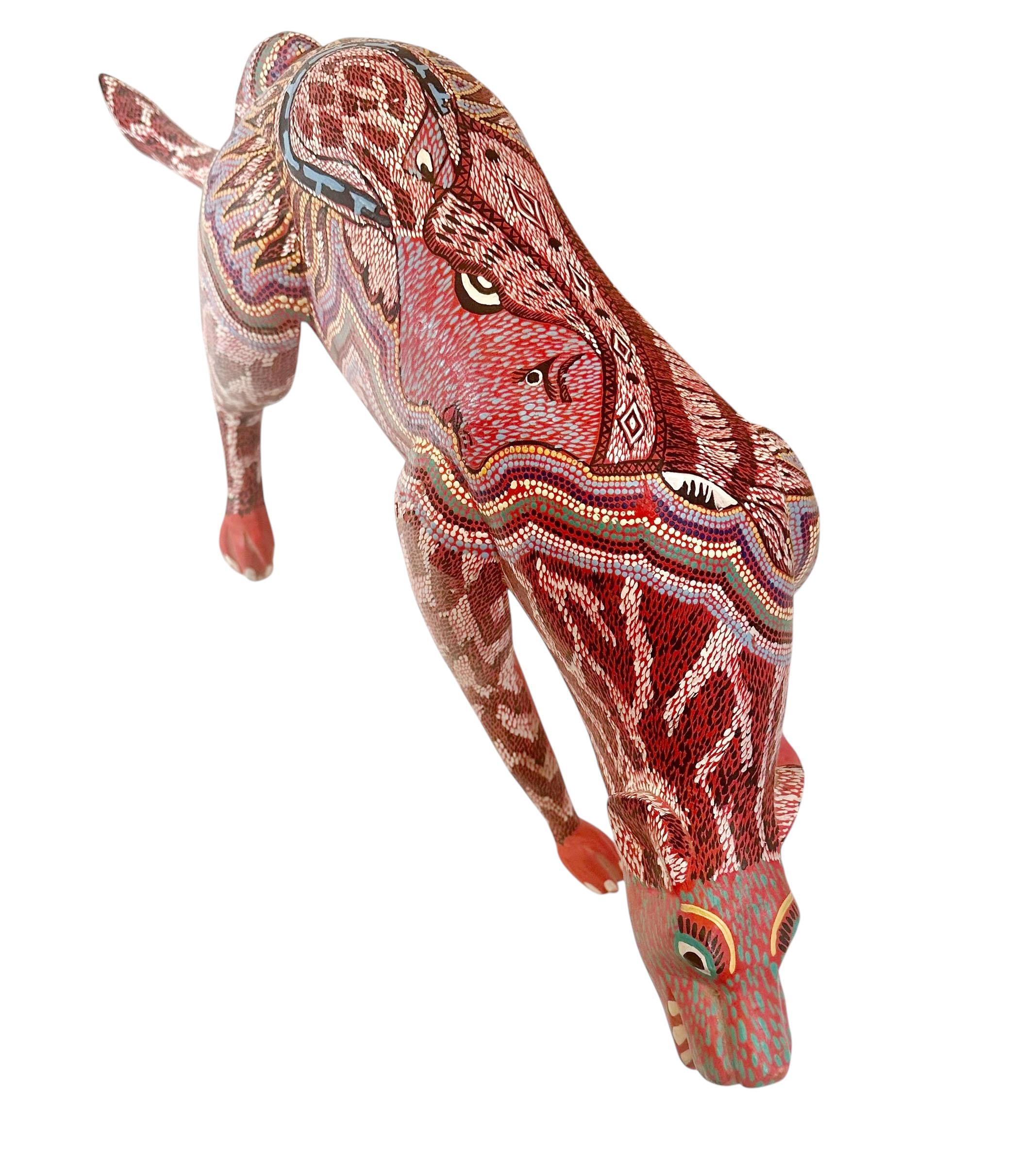 Mexicain Oaxaca Wood Alebrije Mexican Folk Art Sculpture Signée By Pepe Santiago en vente