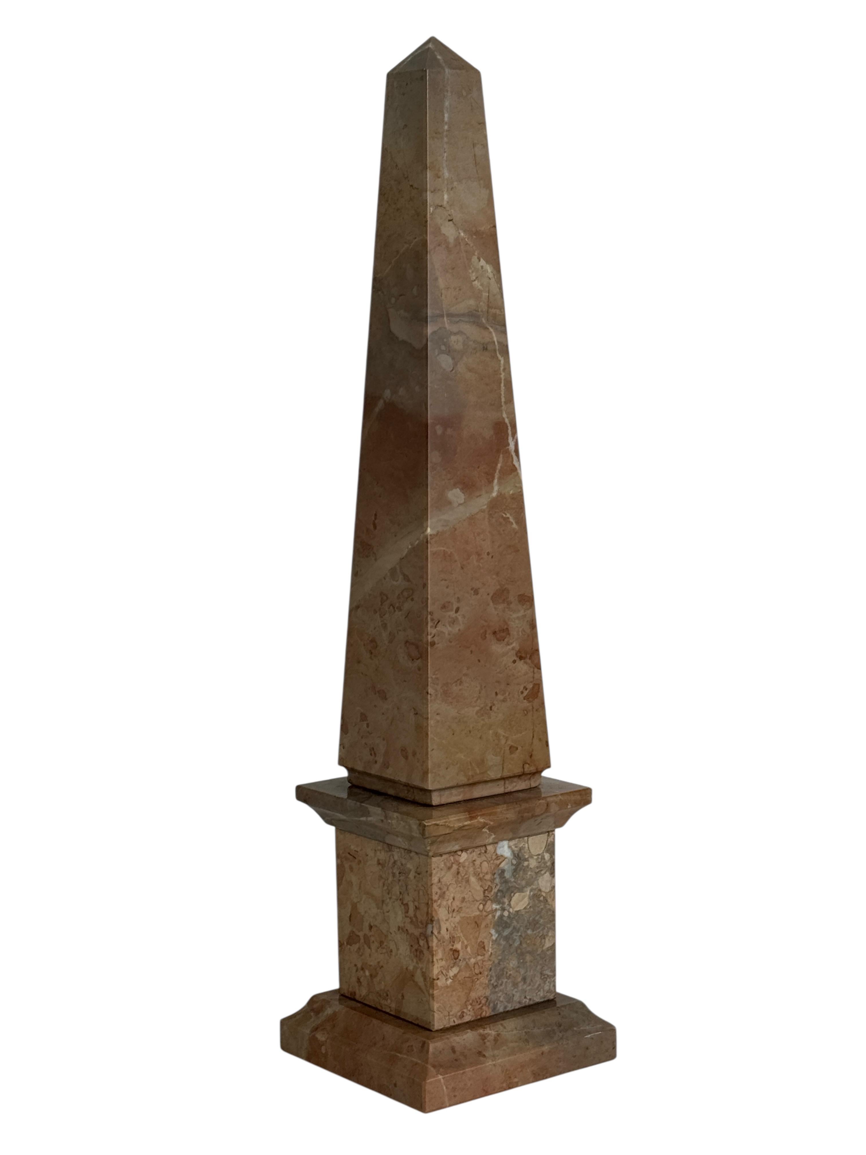 Fait main Sculpture Obélisque Marbré Marron et Blanc, Antique France 1900s en vente