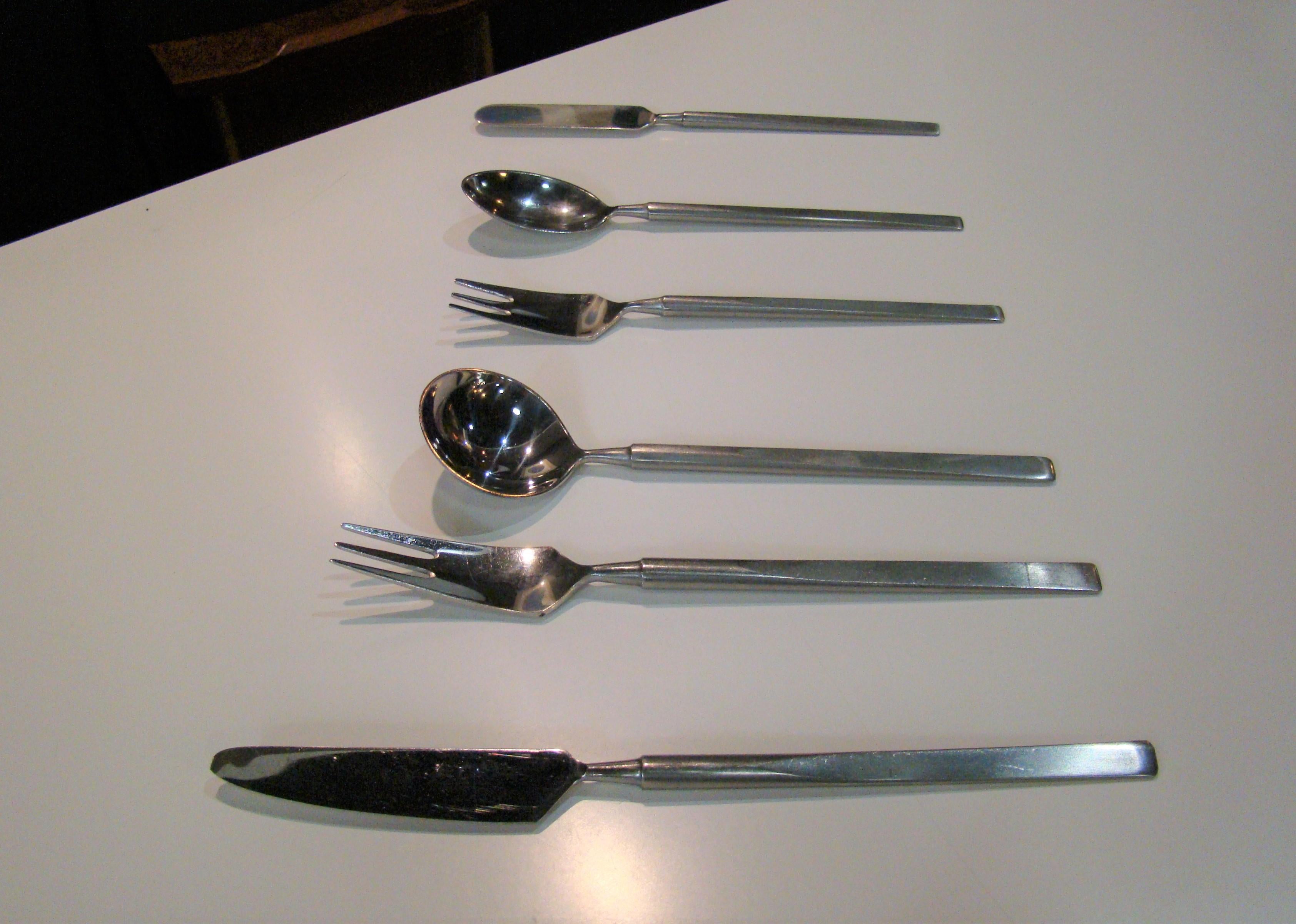Obelisk Stainless Flatware by Erik Herlow for Copenhagen Cutlery Service for 8 For Sale 8