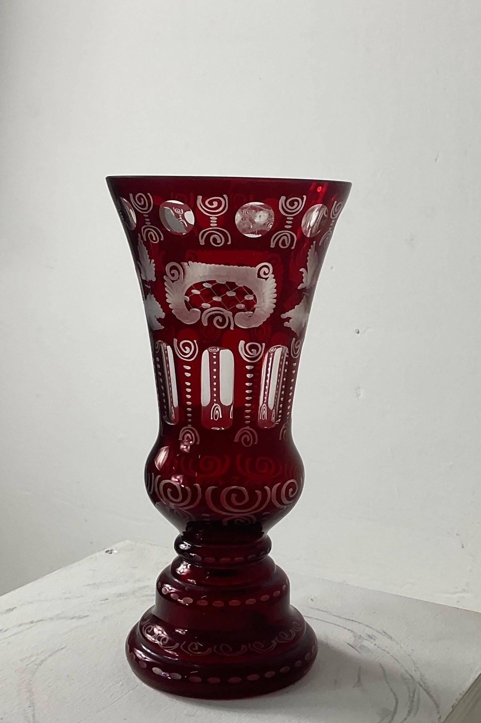 Oberstdorfer Glashütte - Egermann Antique Glass Vase In Good Condition For Sale In Catania, IT