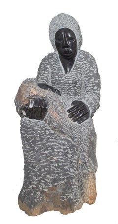 Mutter und Kind" Original Shona-Steinskulptur von Obert Mukumbi sitzend