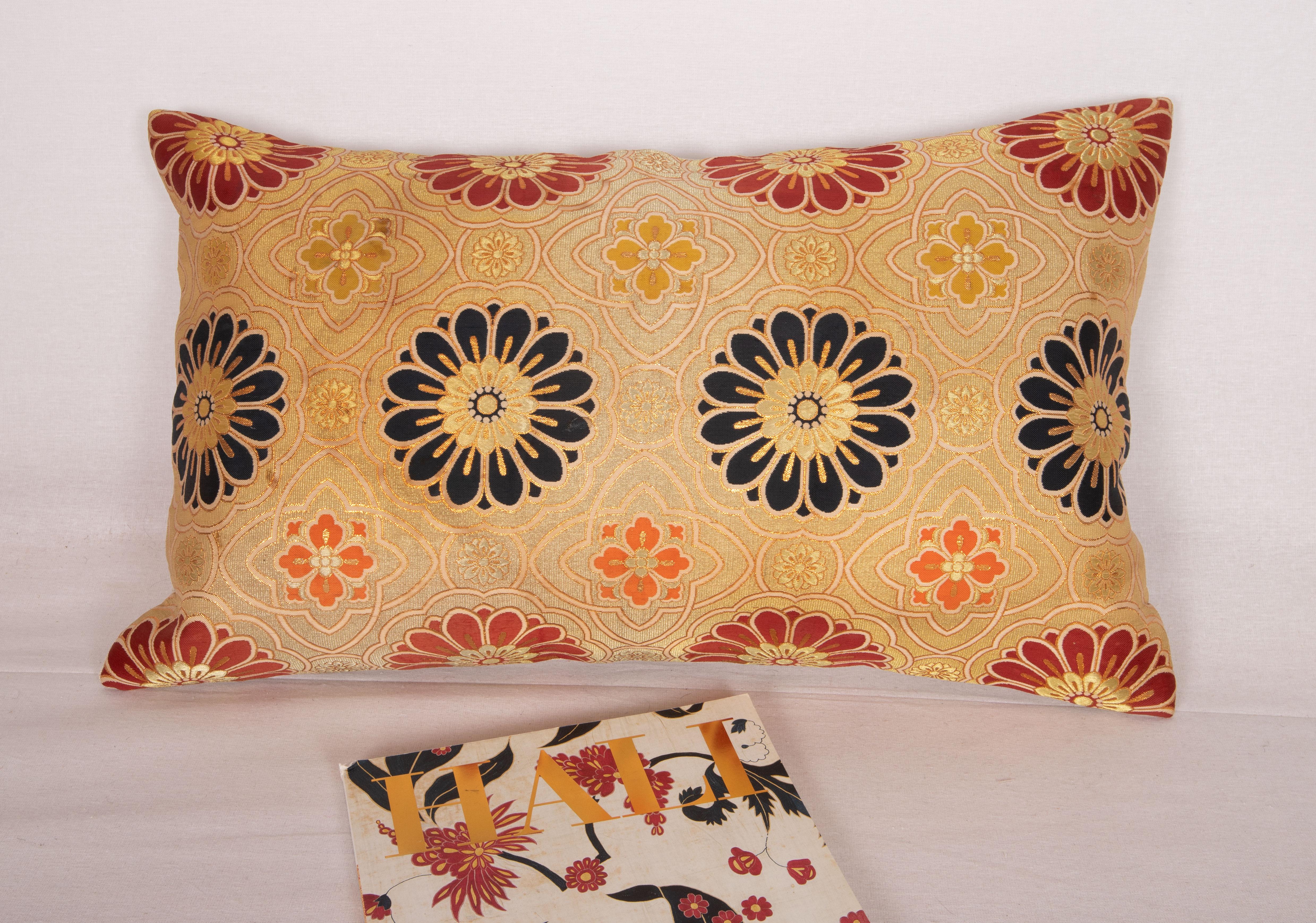 Obi Pillow Cover, Japan, Mid 20th C. In Good Condition For Sale In Istanbul, TR