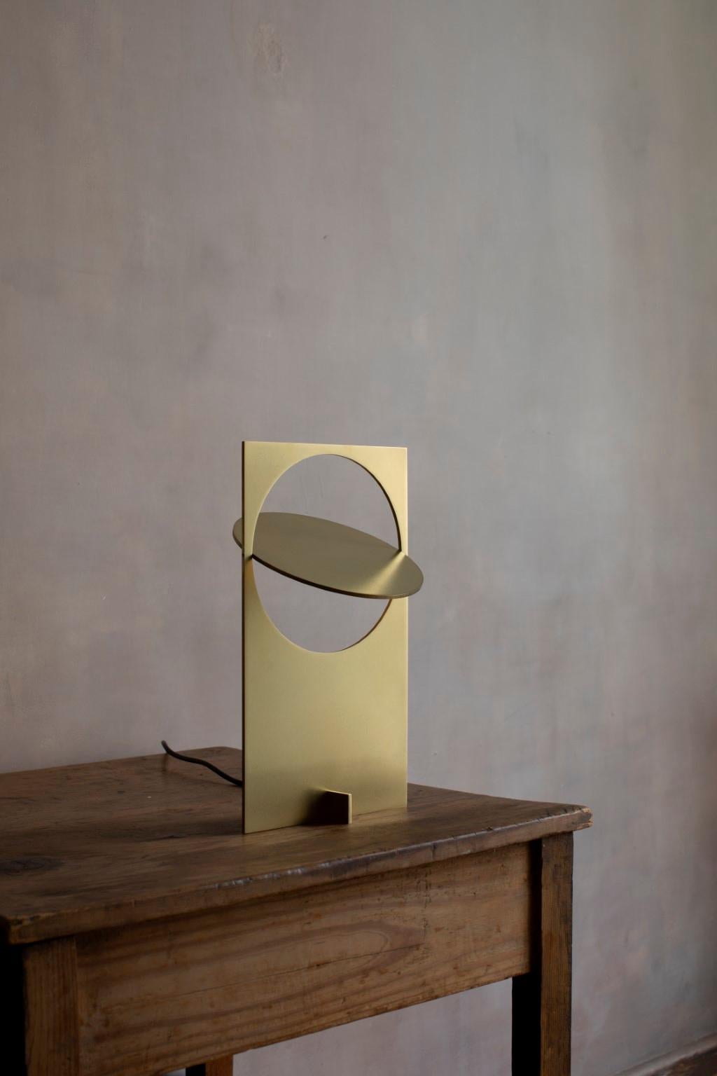 OBJ-01 Brass Table Lamp by Manu Bano For Sale 2