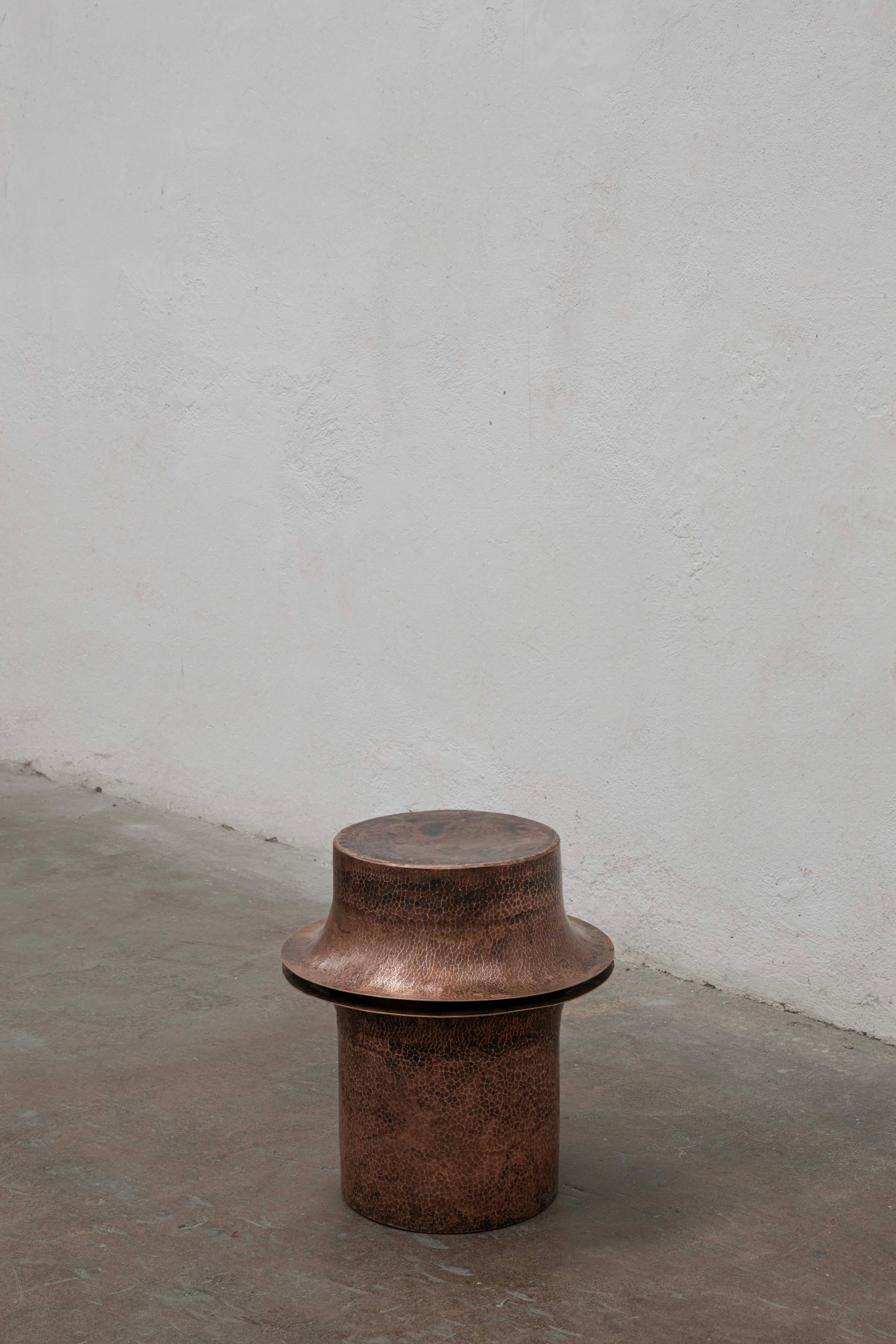 Mexicain Table d'appoint en cuivre OBJ-06 C de Manu Bano en vente