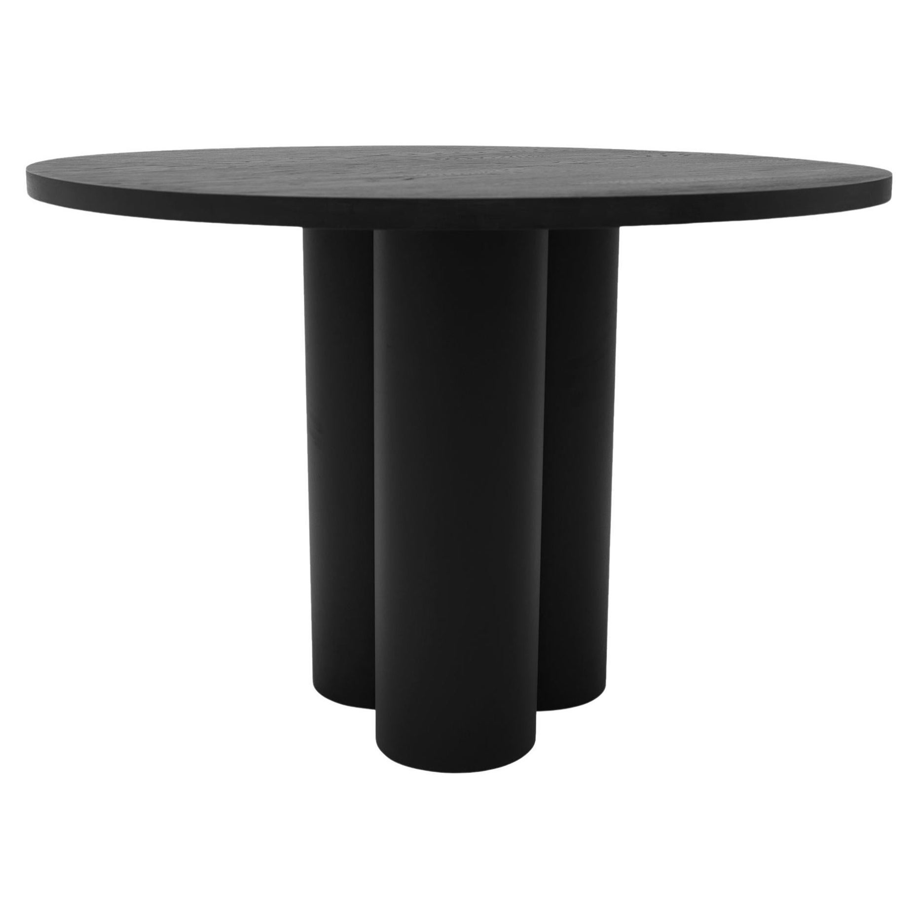 Objekt 035 Runder Tisch aus Eiche von NG Design im Angebot