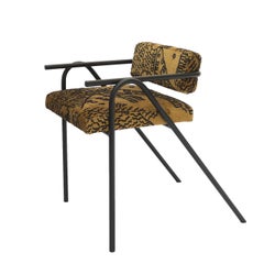 Object 102 Chair by NG Design