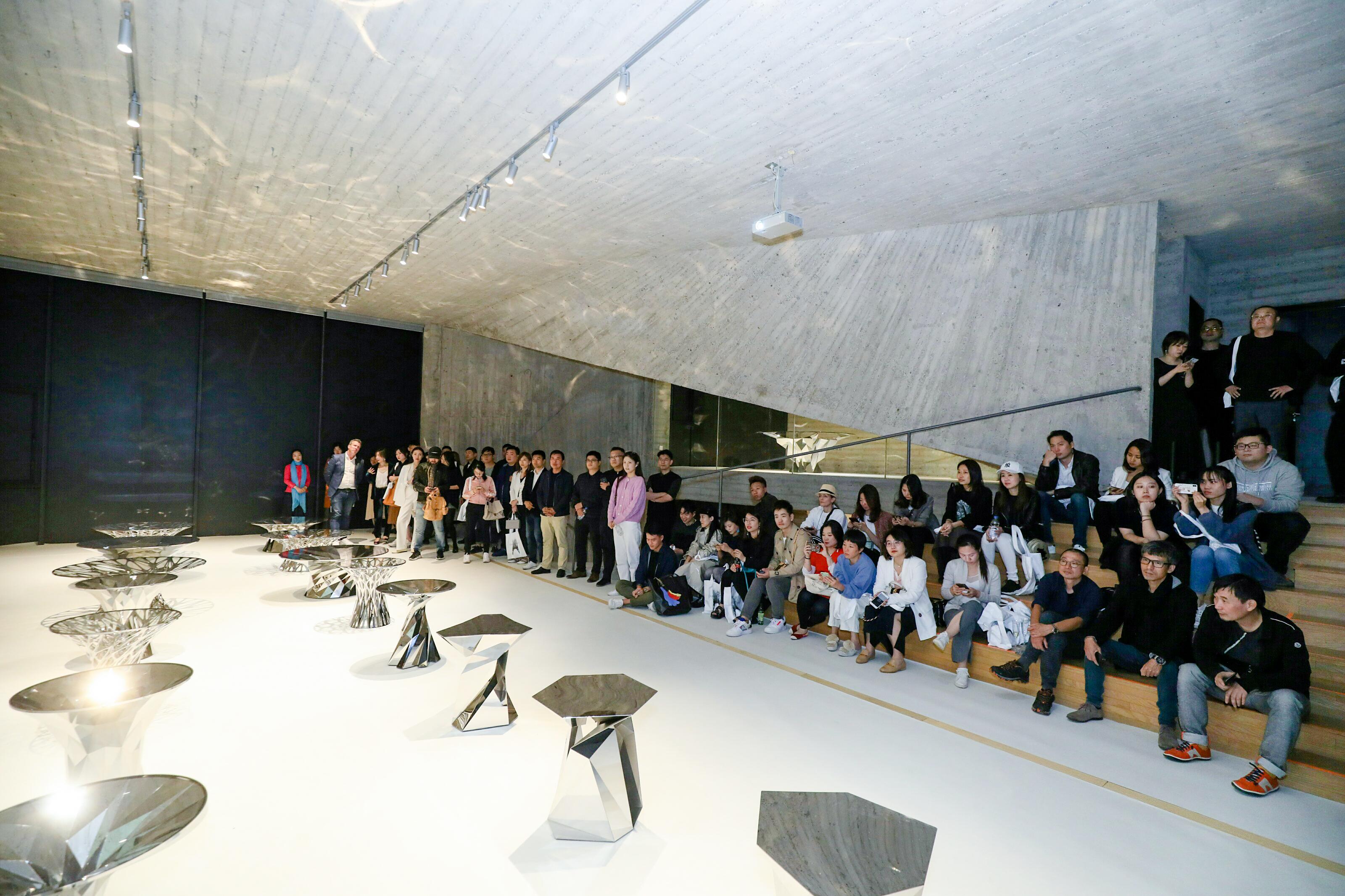 Glass Object #MT-T2-S-S Mirror Polished Stainless Steel Table by Zhoujie Zhang For Sale