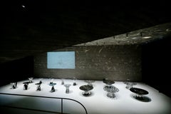 Objects #MT-T7-S-S Tavolino in acciaio inox lucidato a specchio di Zhoujie Zhang