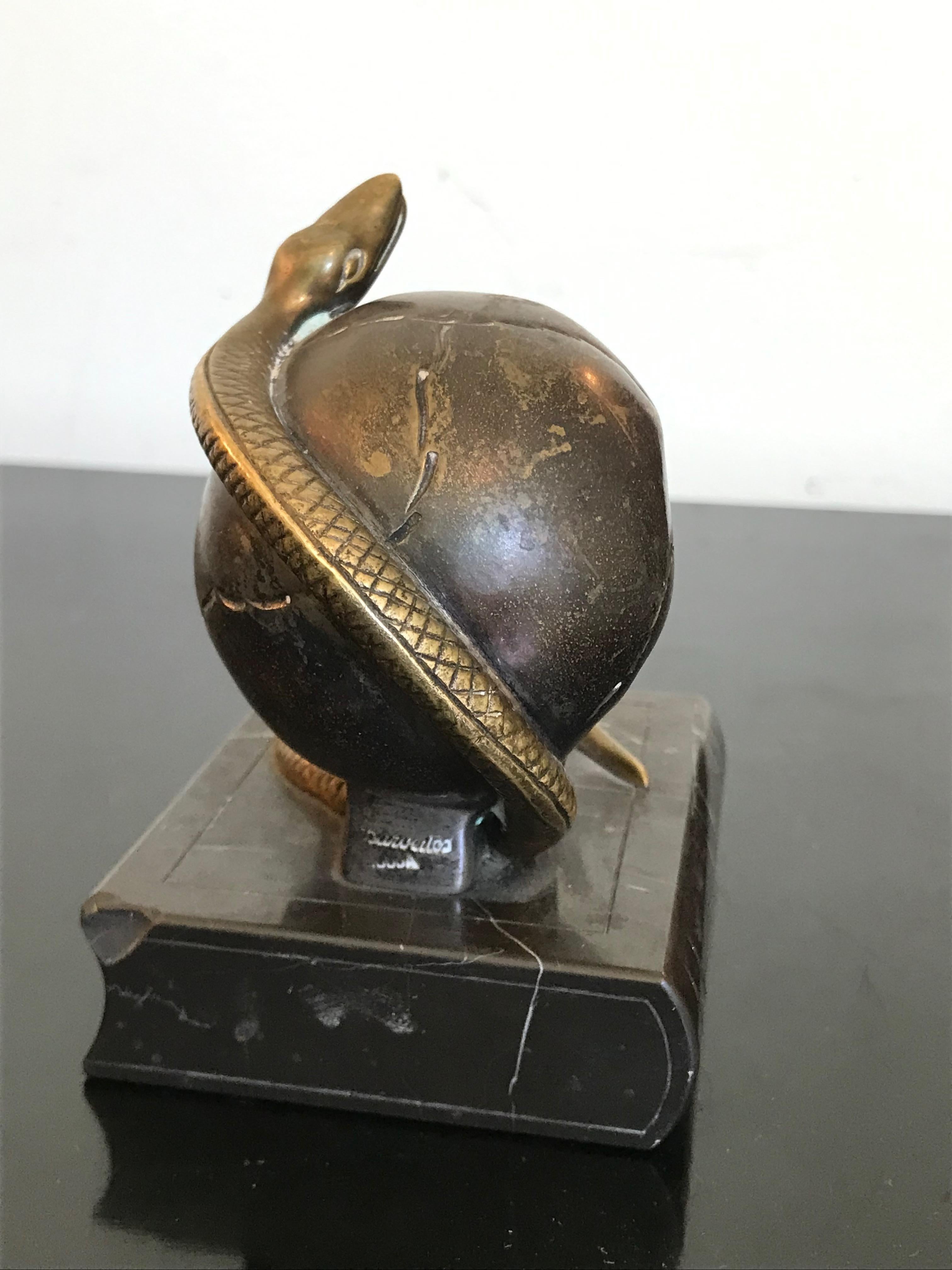 Bronze Skull with Snake Objet d'Art For Sale 4