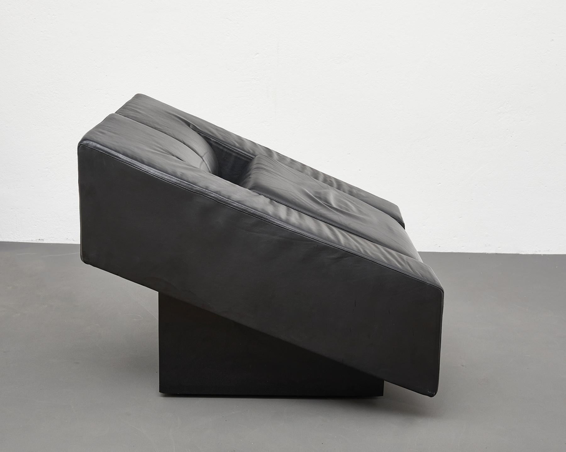 Obliqua Black Leather Lounge Chair by Mario Botta, Alias, 1987 5