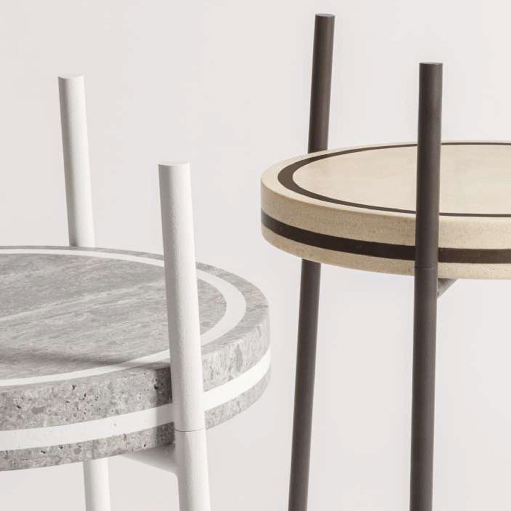 Depuis près de vingt ans, la marque Giobagnara allie savoir-faire traditionnel et technologie de pointe pour produire une élégance de haut niveau. Avec des créations luxueuses disponibles dans une palette de couleurs unique et pratiquement illimitée