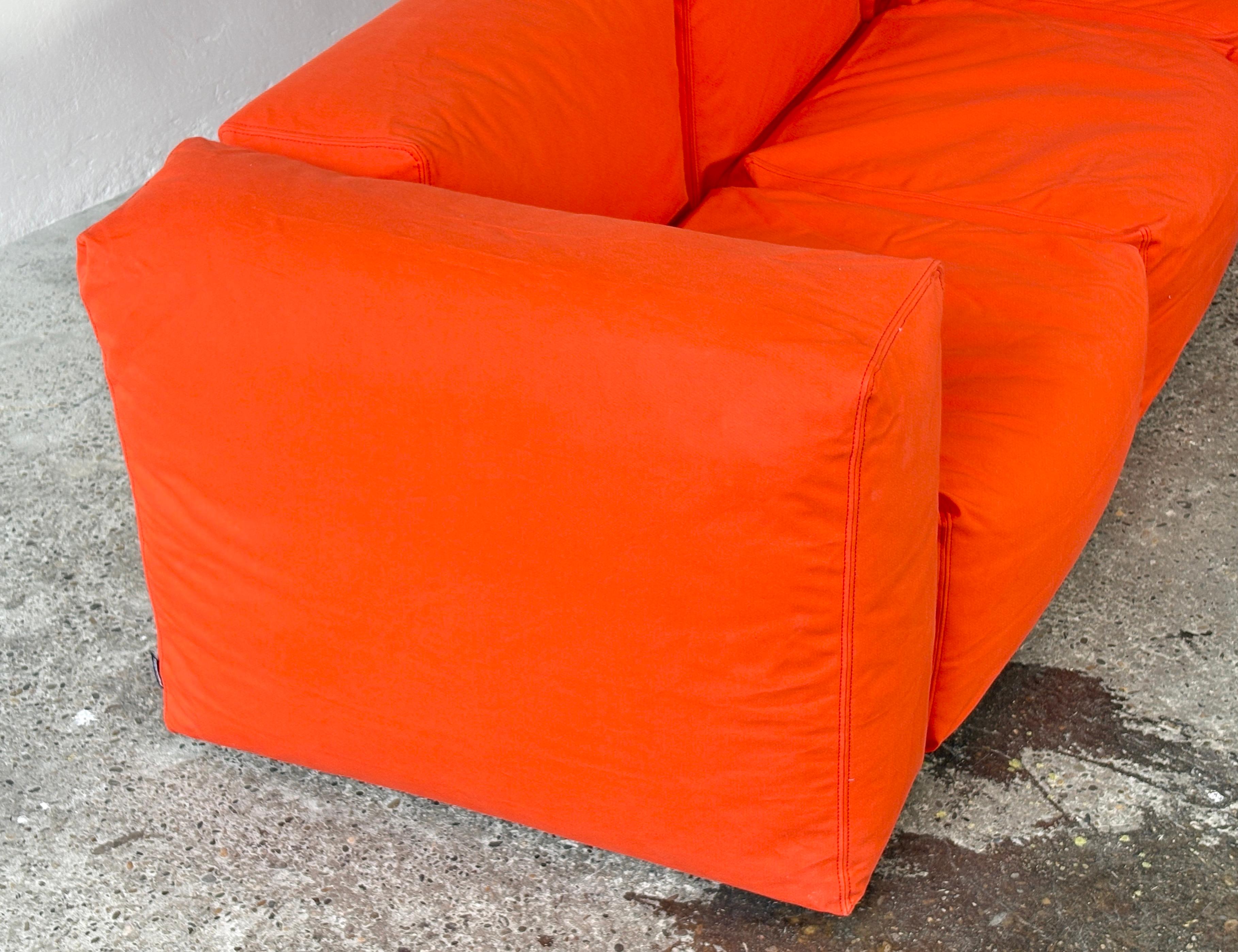 Divano componibile oblungo disegnato da Jasper Morrison per Cappellini in vendita 2