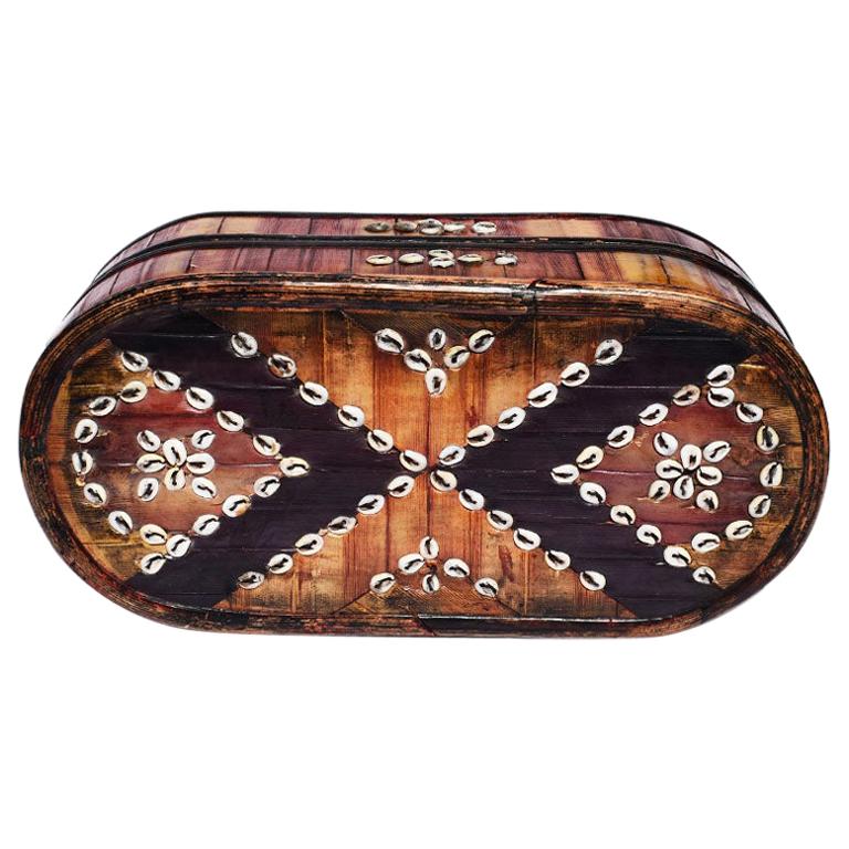 Oblong Tribal Sea Shell Box with Removable Top and Geometric Design For Sale