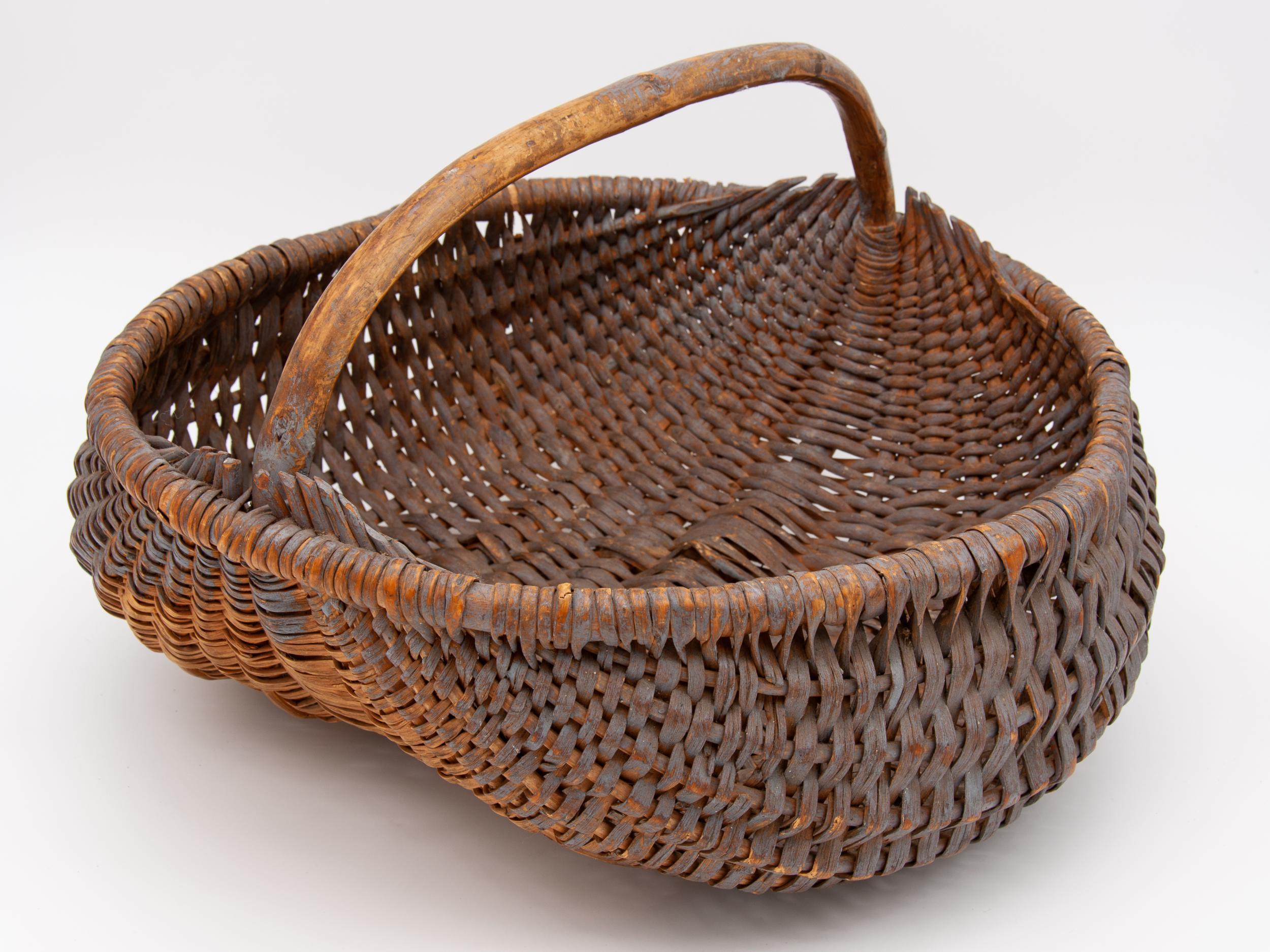 20th Century Oblong Wooden Basket For Sale
