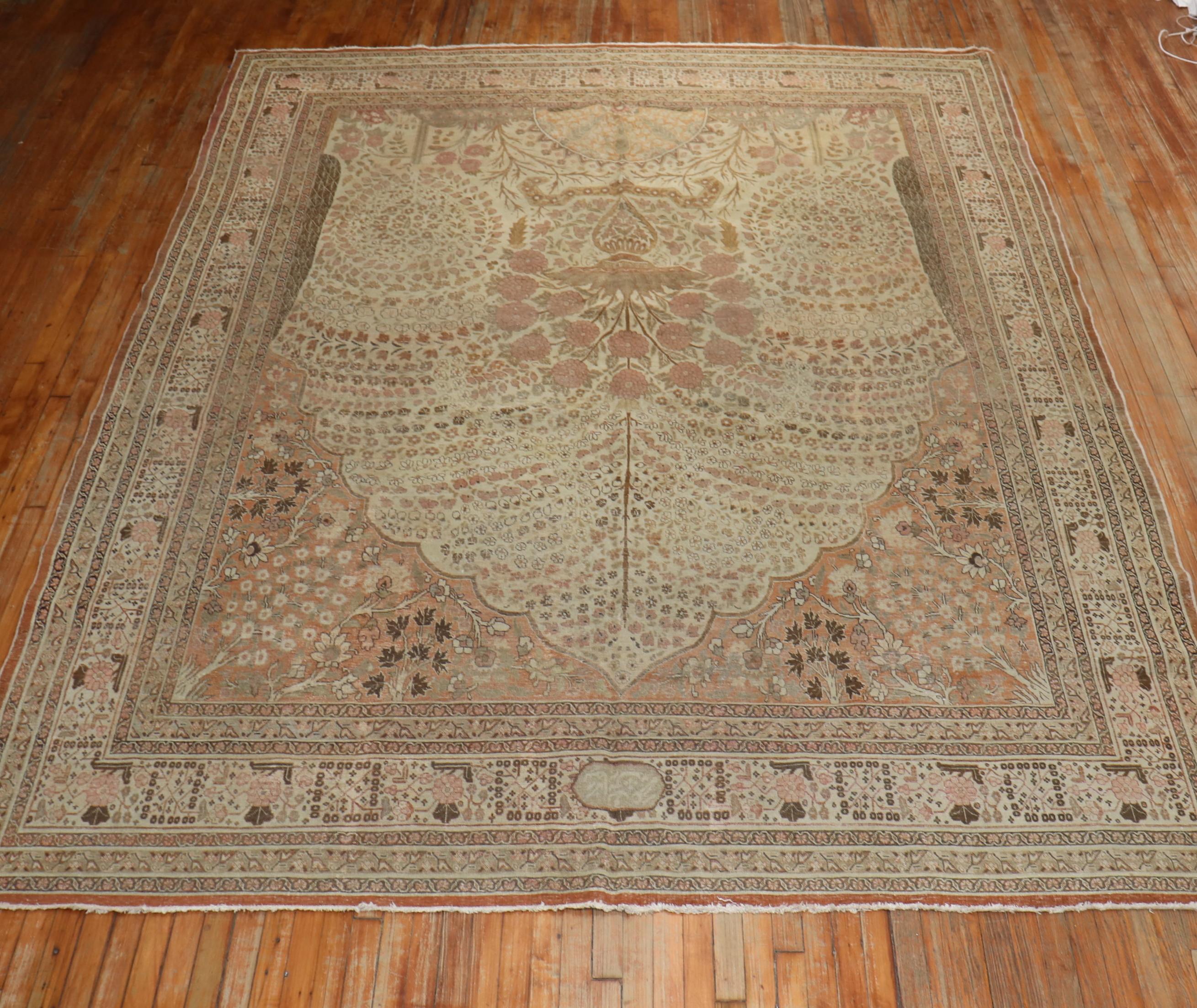 Observational Antique Persian Tabriz Room Size Rug In Fair Condition For Sale In New York, NY