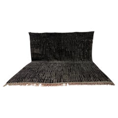 OBSIDIAN ECLIPSE Tapis en laine berbère Moderne Tissé à la main Large Minimaliste Contemporain