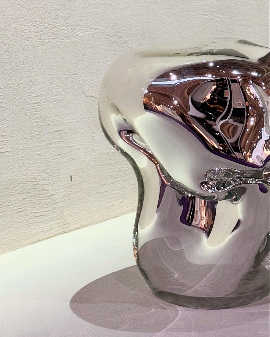 Obsidian Pyramid Contemporary Figurative Sculpture by Homa For Sale 1