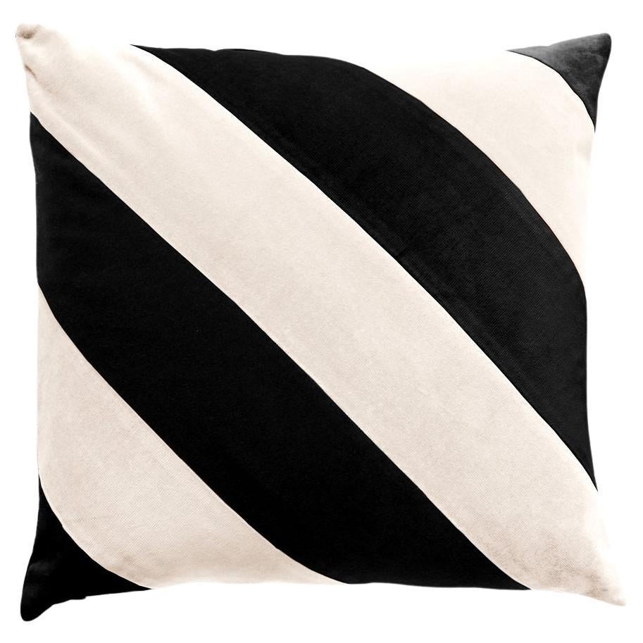 Obsidiana Black & White Velvet Deluxe Handmade Decorative Pillow For Sale
