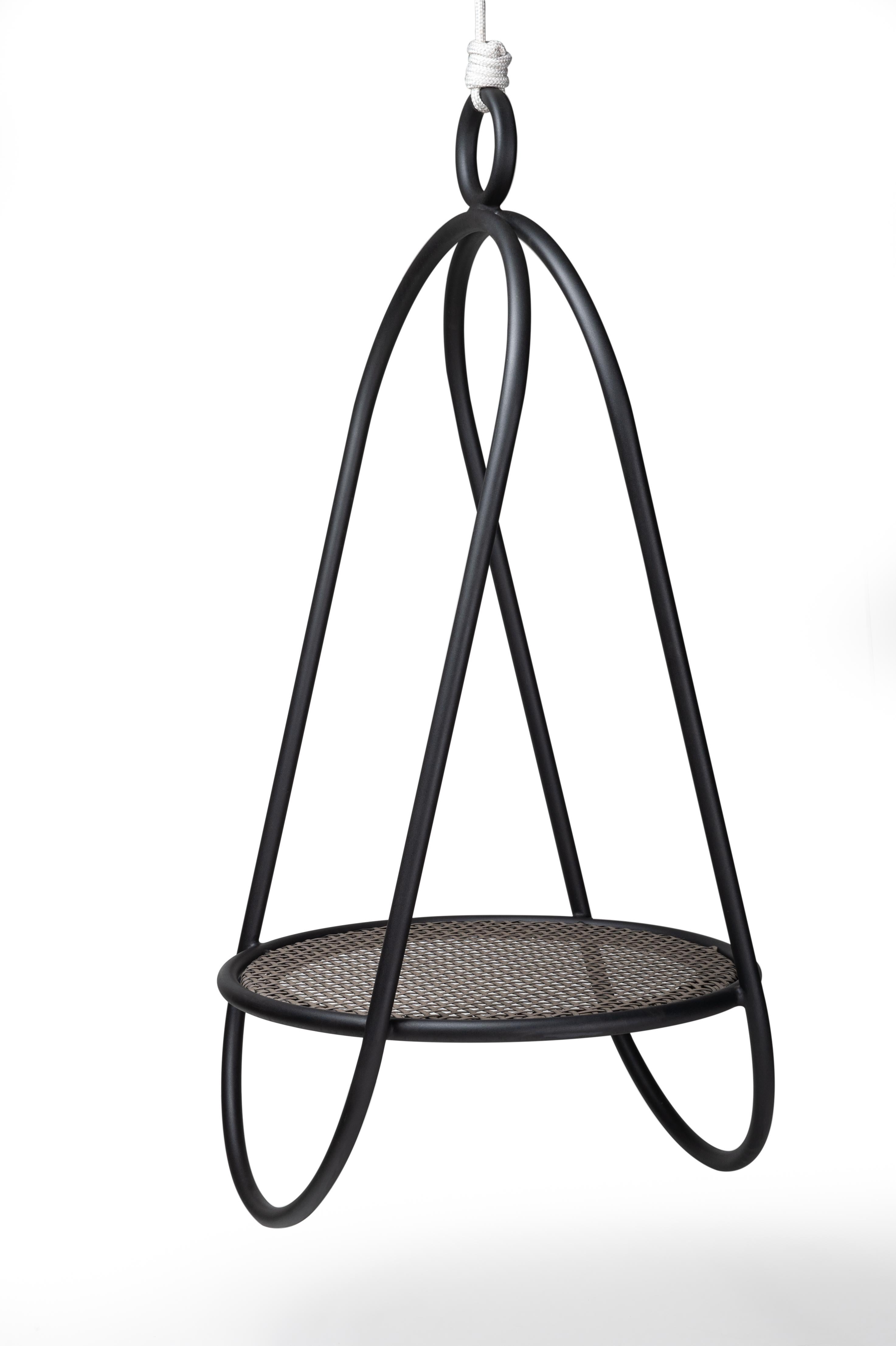 Painted OCA, Minimalist Hanging Swing Chair by Tiago Curioni in Aluminium For Sale