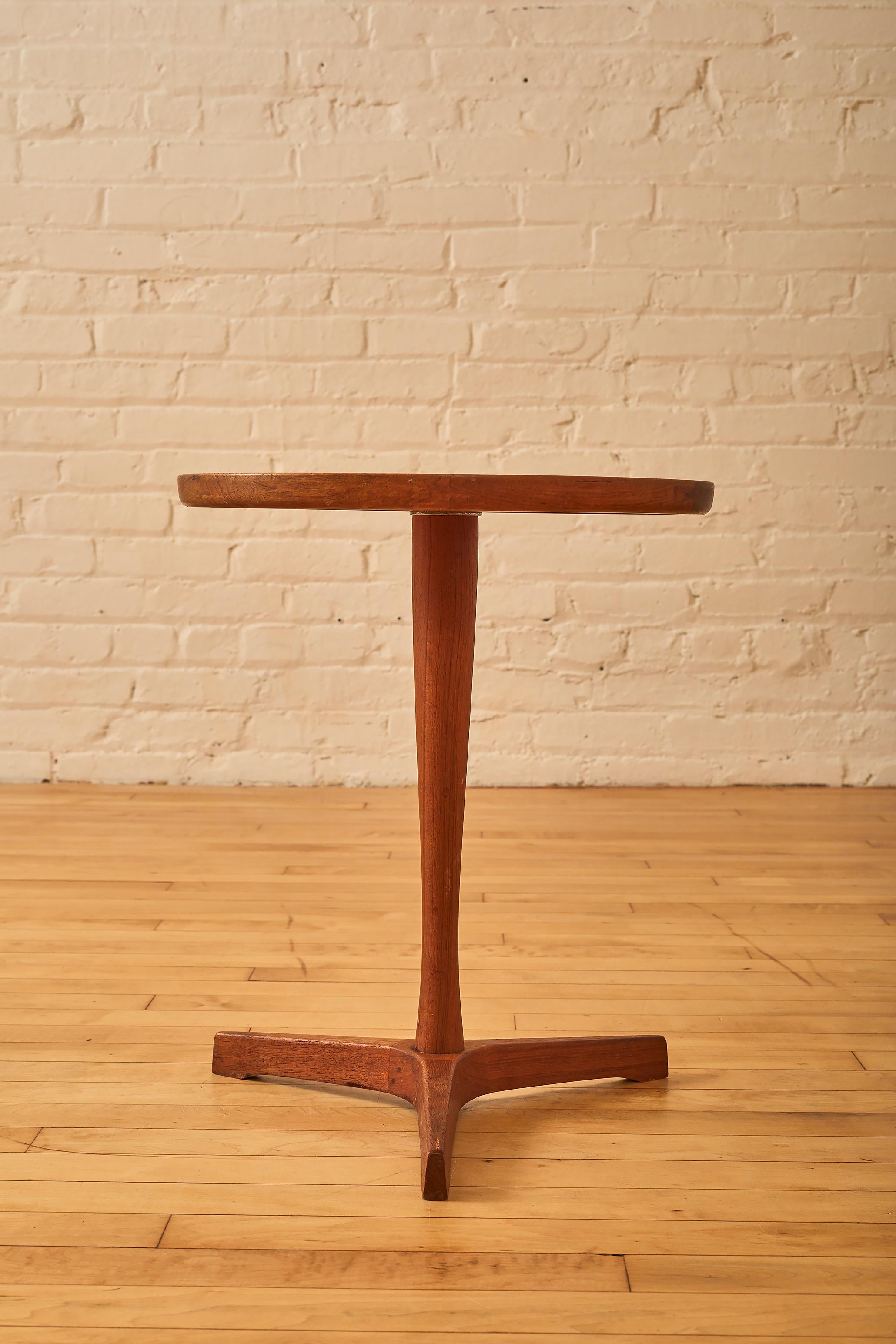 Occasional Side Table by Hans C. Andersen for Artex 10